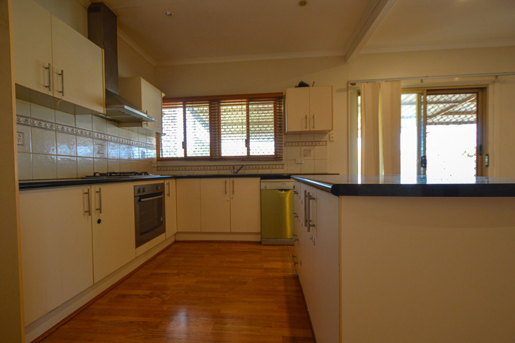 10 Koombana Avenue, South Hedland WA 6722, South Hedland - Thumbnail 3