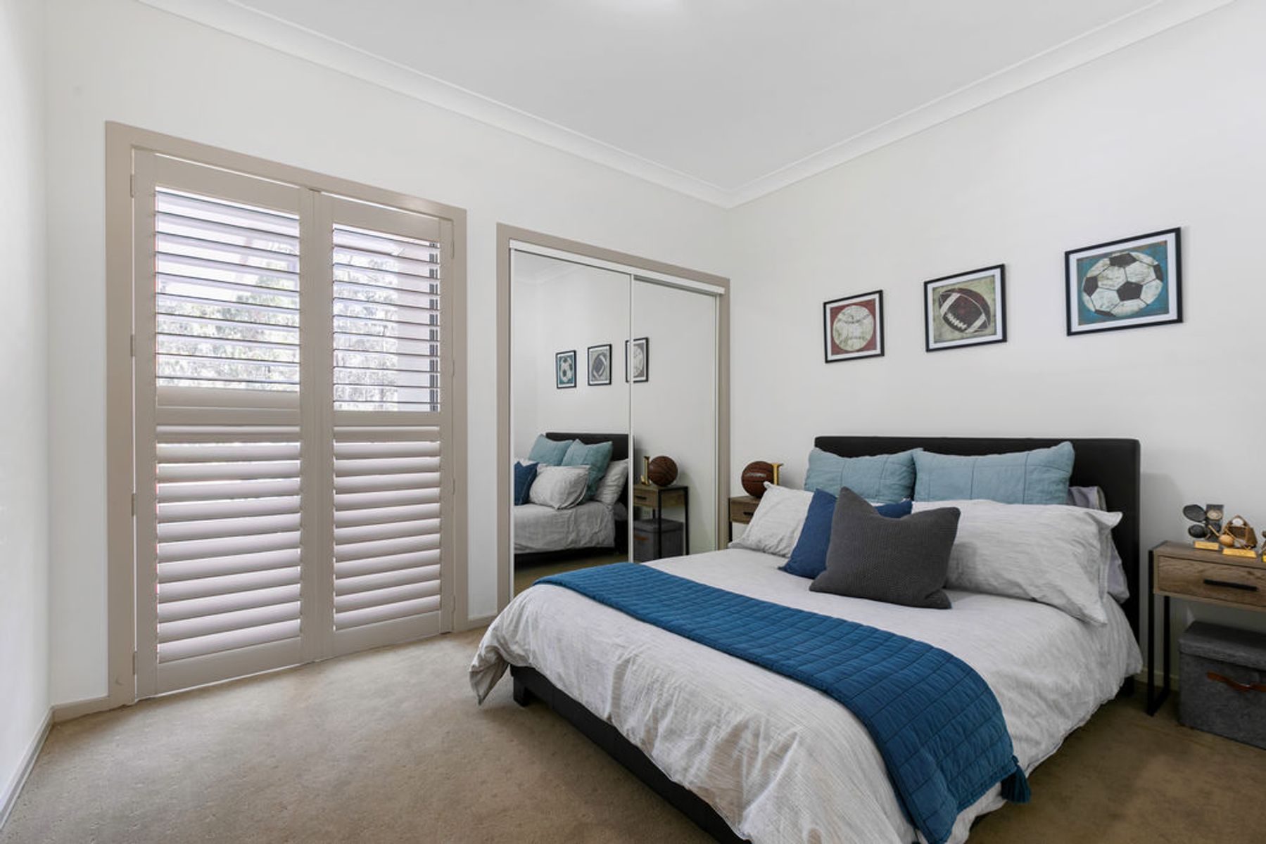 18 Open2view ID595153 208 Alperton Road