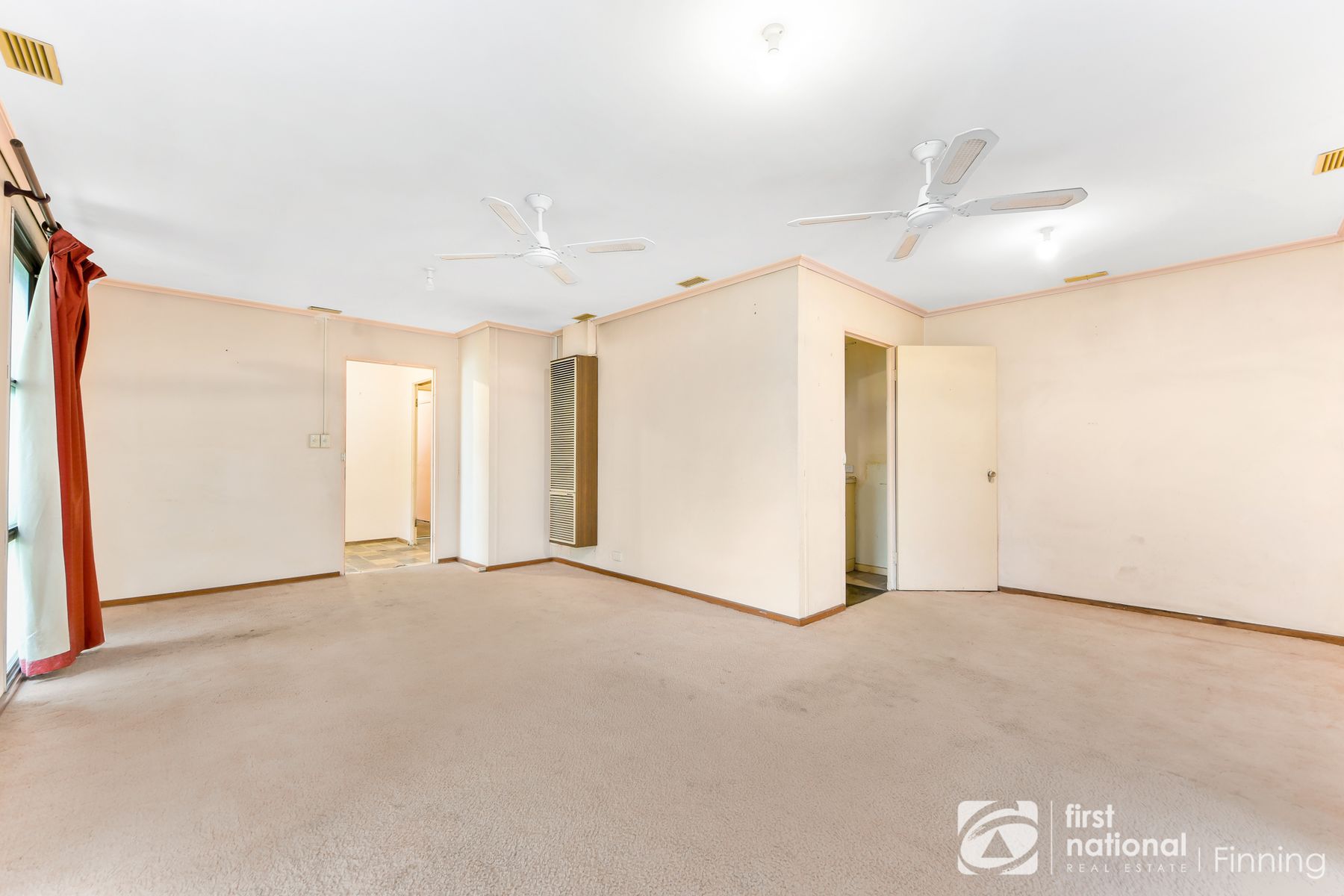 5 Kurt Place, Cranbourne VIC 3977, Cranbourne - Thumbnail 4