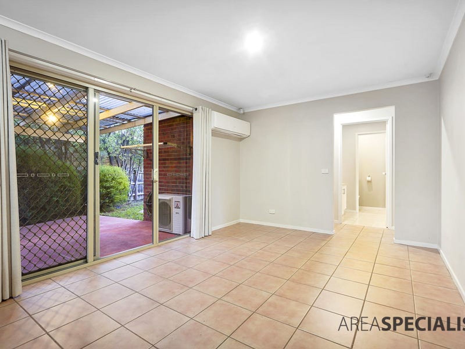 45 Bateman Grove, Hampton Park, VIC 3976, Hampton Park - Thumbnail 2