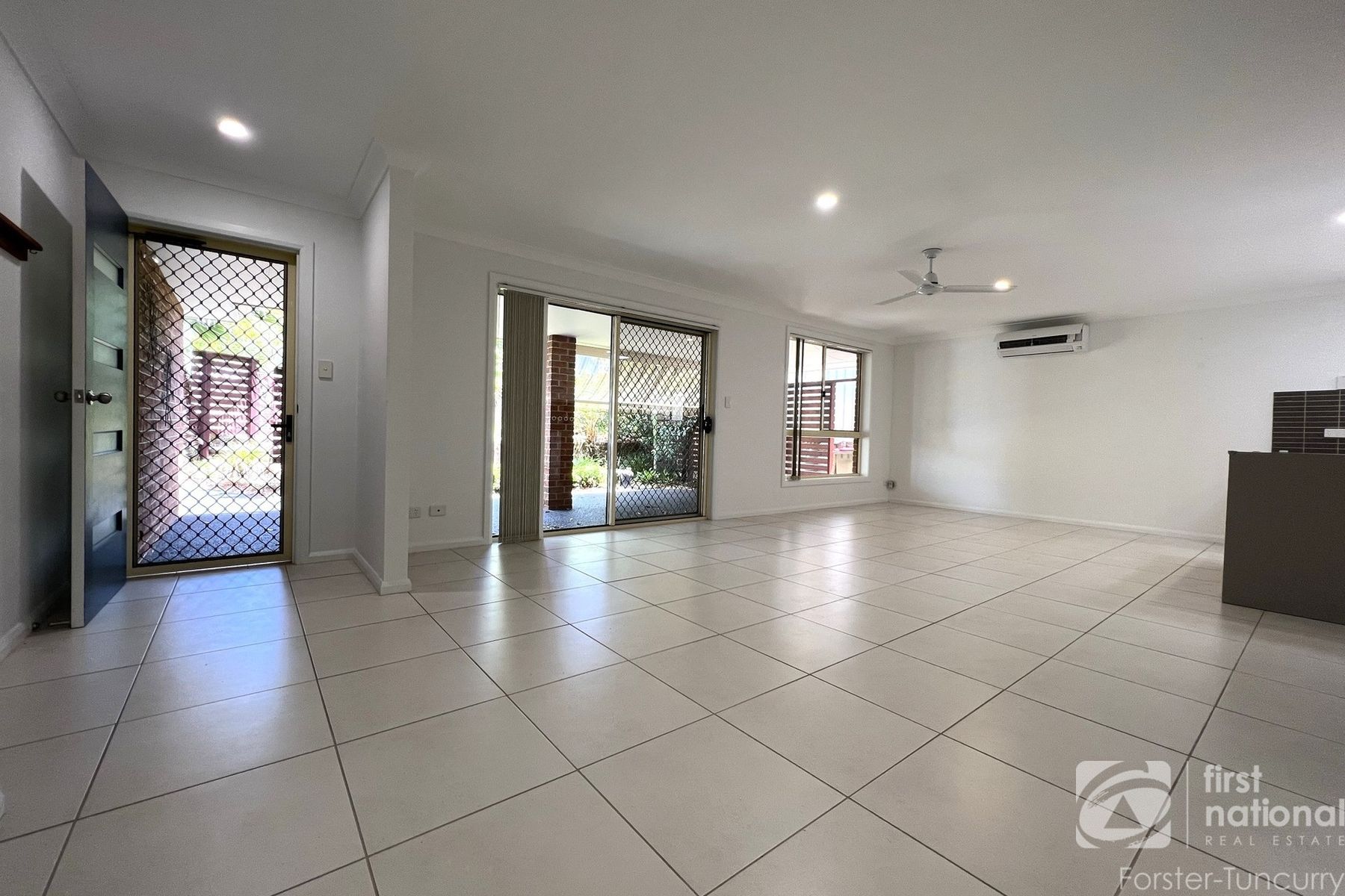 1/6 Pioneer Drive, Forster NSW 2428, Forster - Thumbnail 2
