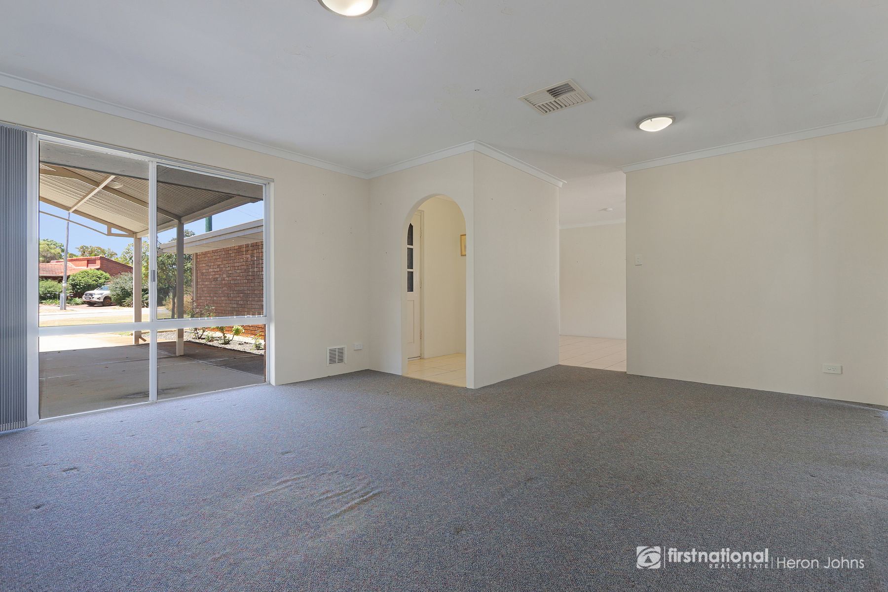 36 Hassell Crescent, Bull Creek WA 6149, Bull Creek - Thumbnail 3