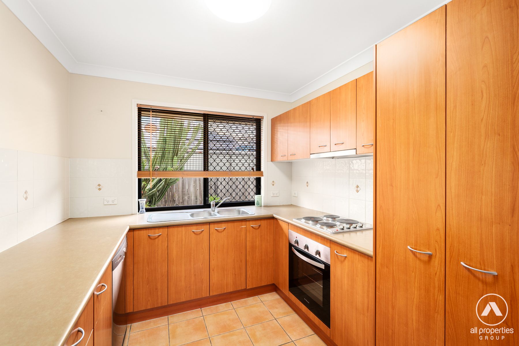 6 Wisdom Way, Crestmead QLD 4132, Crestmead - Thumbnail 3