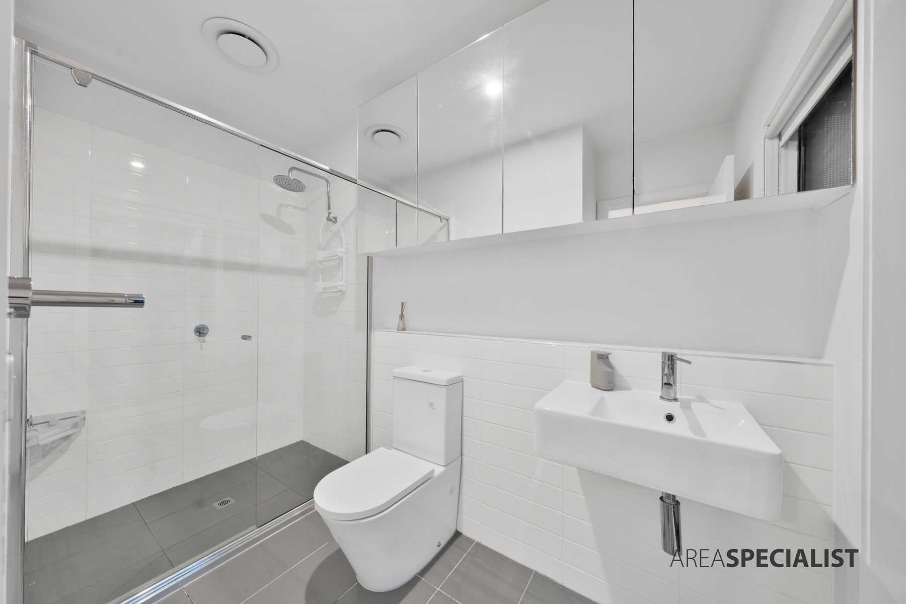 37 Villager Street, Cranbourne East, Cranbourne East - Thumbnail 5