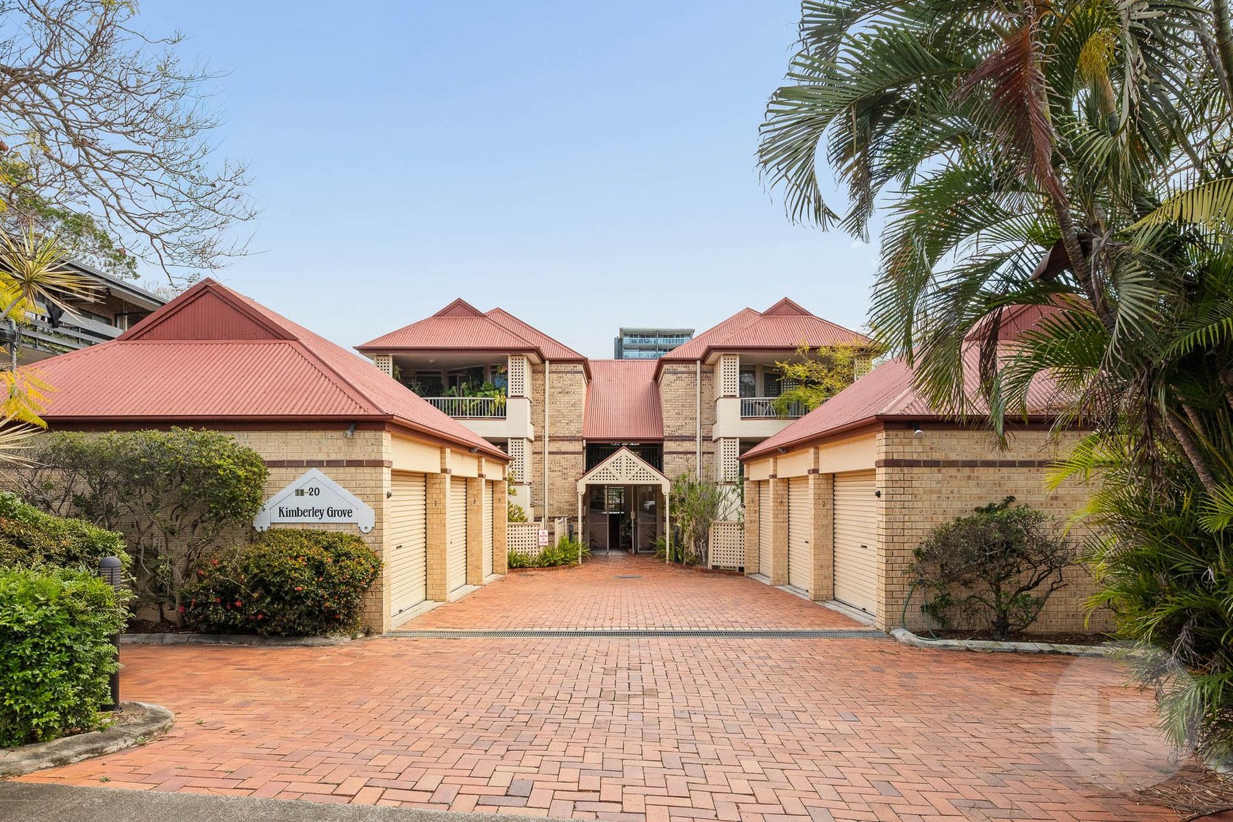 2/18 Fortitude Street, Auchenflower - Image 1