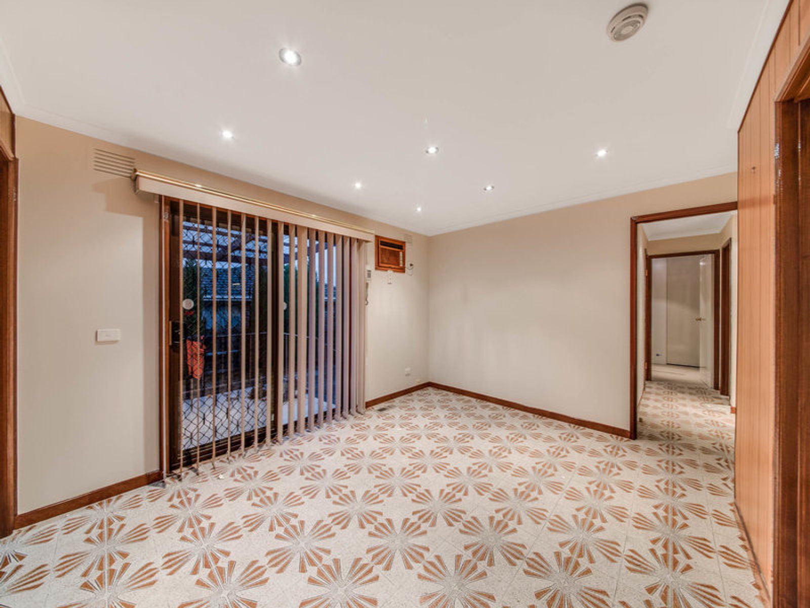 10 Illawarra Crescent, Dandenong North, VIC 3175, Dandenong North - Thumbnail 6