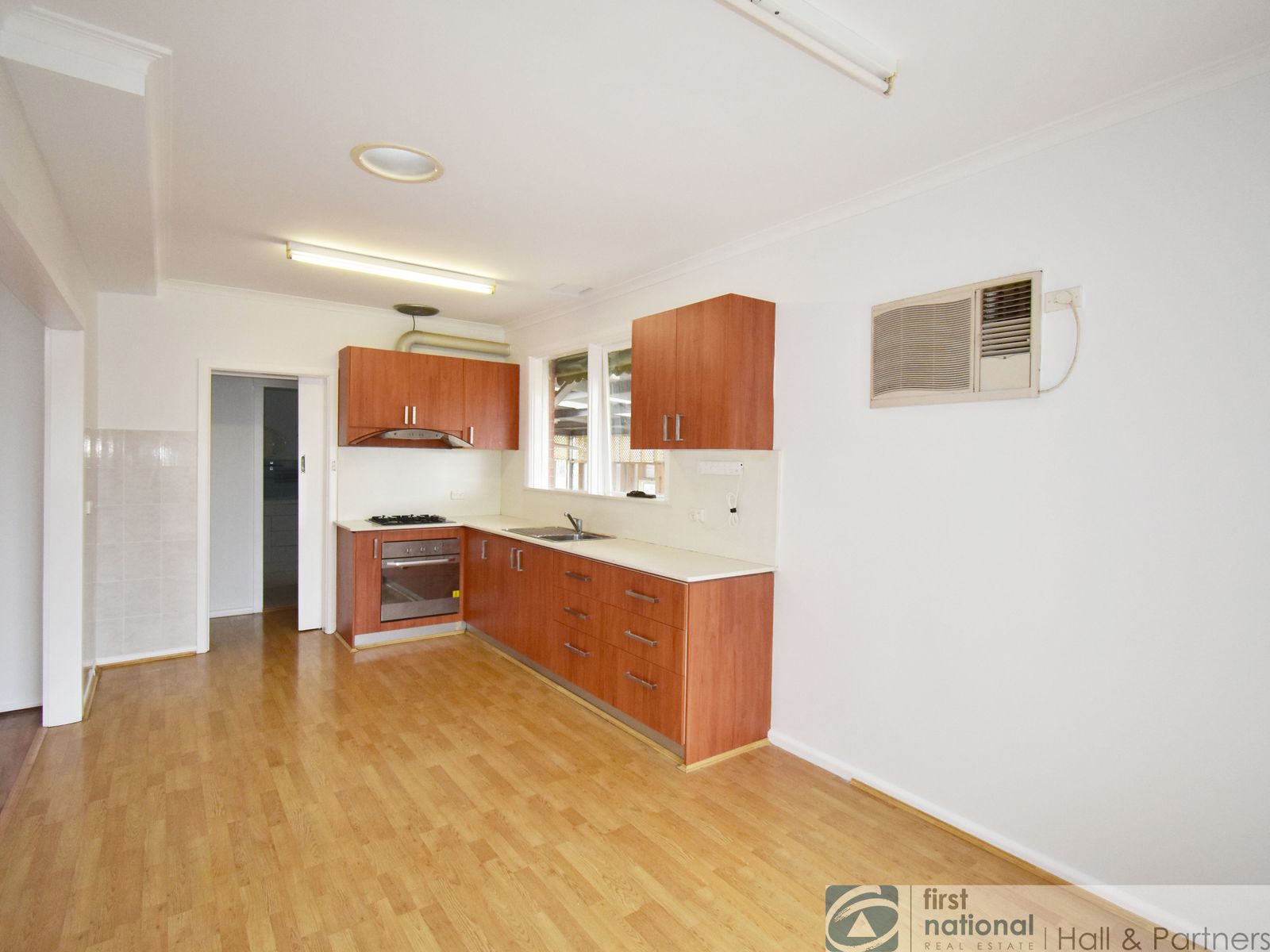 100 Oakwood Avenue, Noble Park North VIC 3174, Noble Park North - Thumbnail 3
