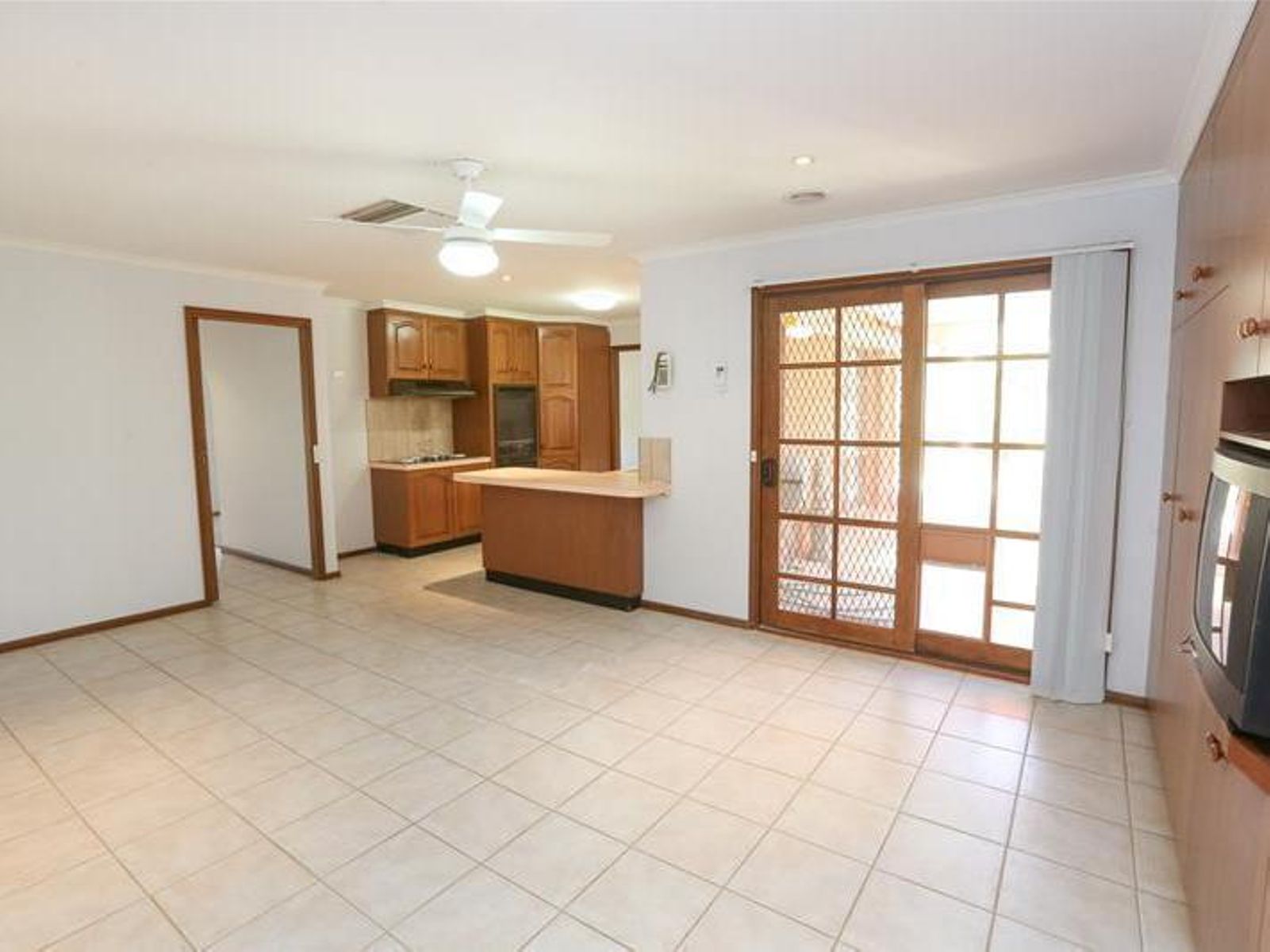 21 Helen Court, Mildura - Thumbnail 8