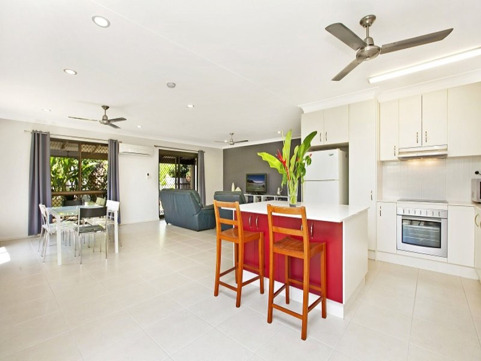 52 Rosewood Crescent, Leanyer NT 0812, Leanyer - Thumbnail 3