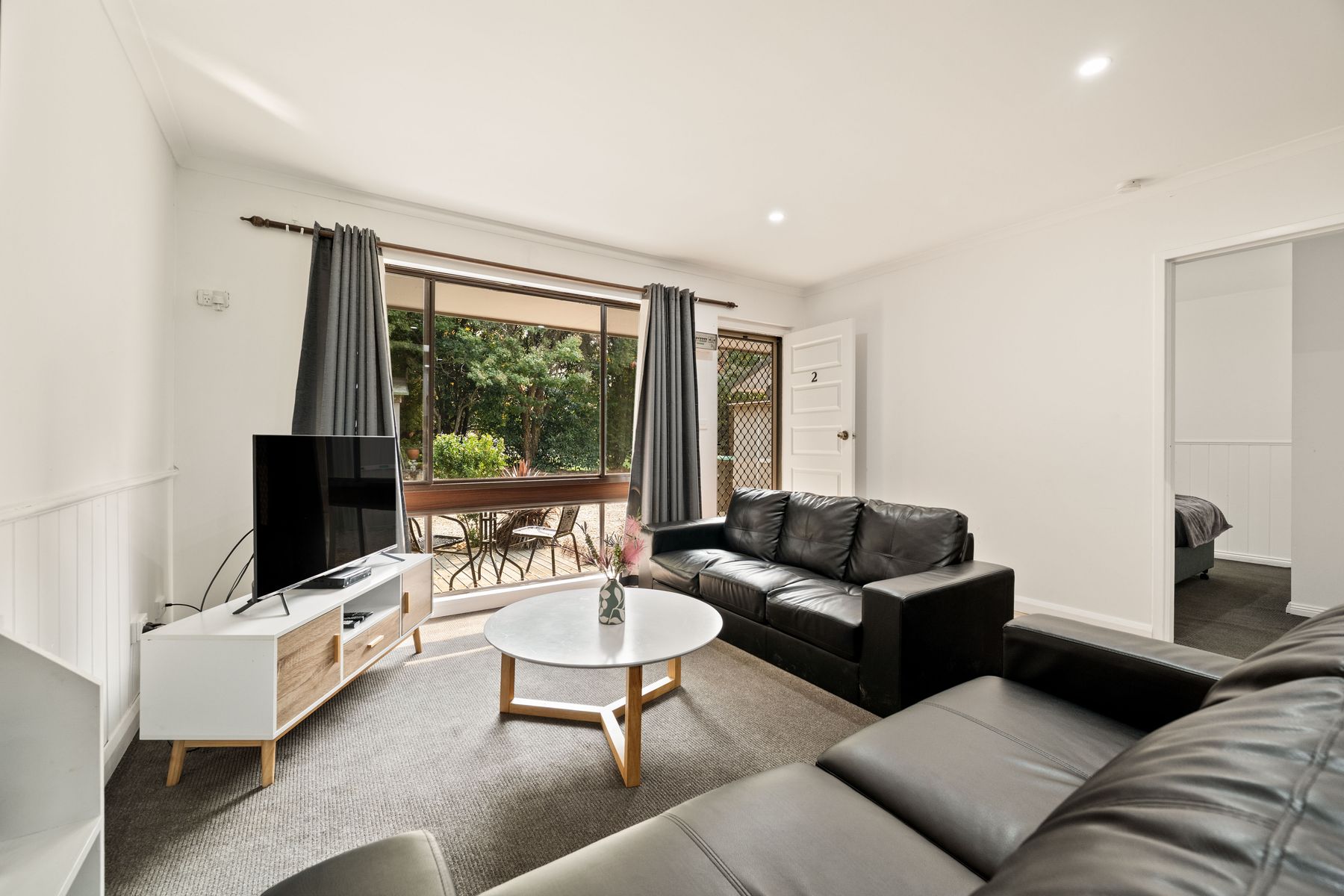 2/12 Gavan Street, Bright VIC 3741, Bright - Thumbnail 3