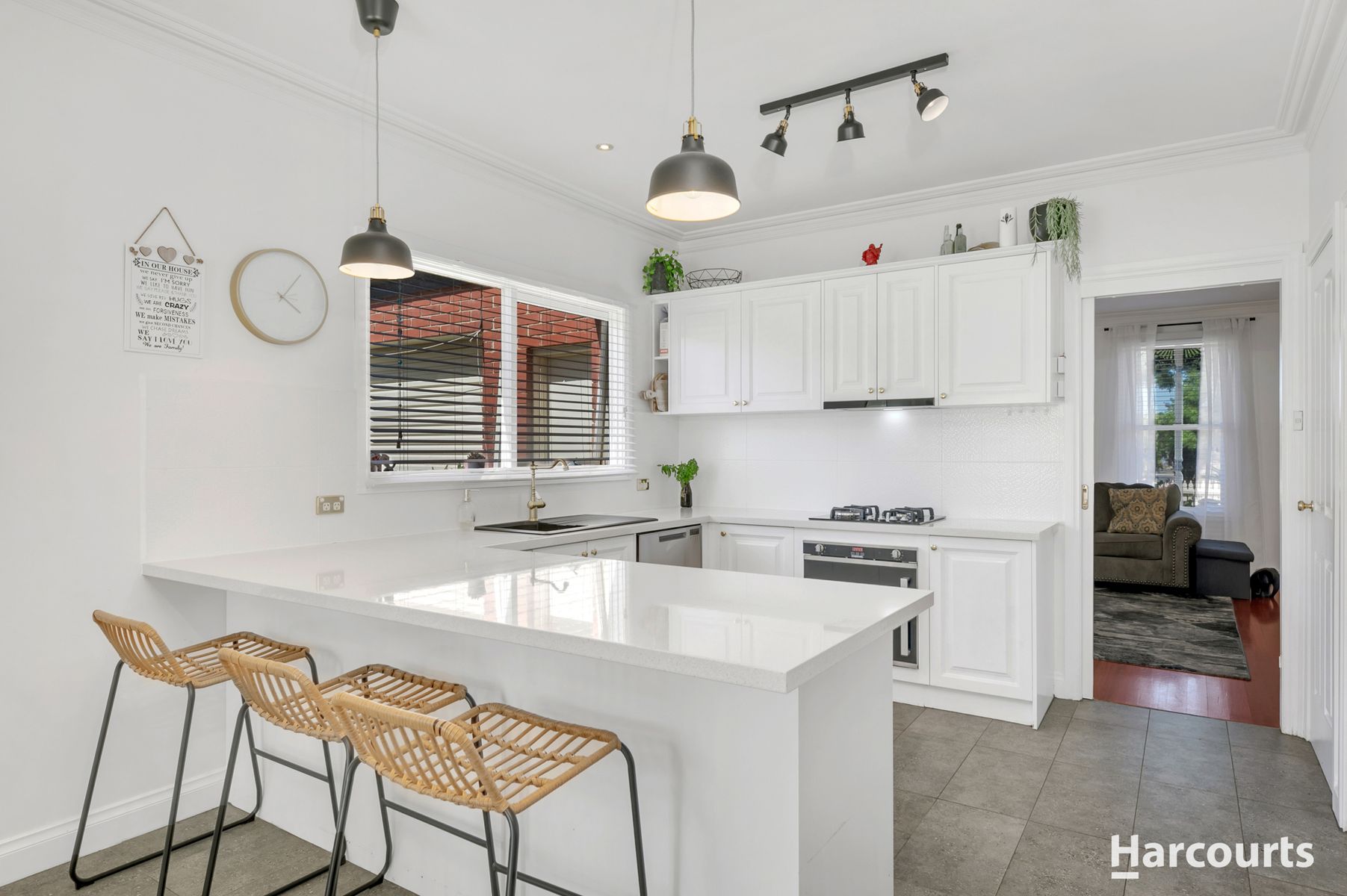 30 Windsor Gardens, Caroline Springs, VIC 3023, Caroline Springs - Thumbnail 5