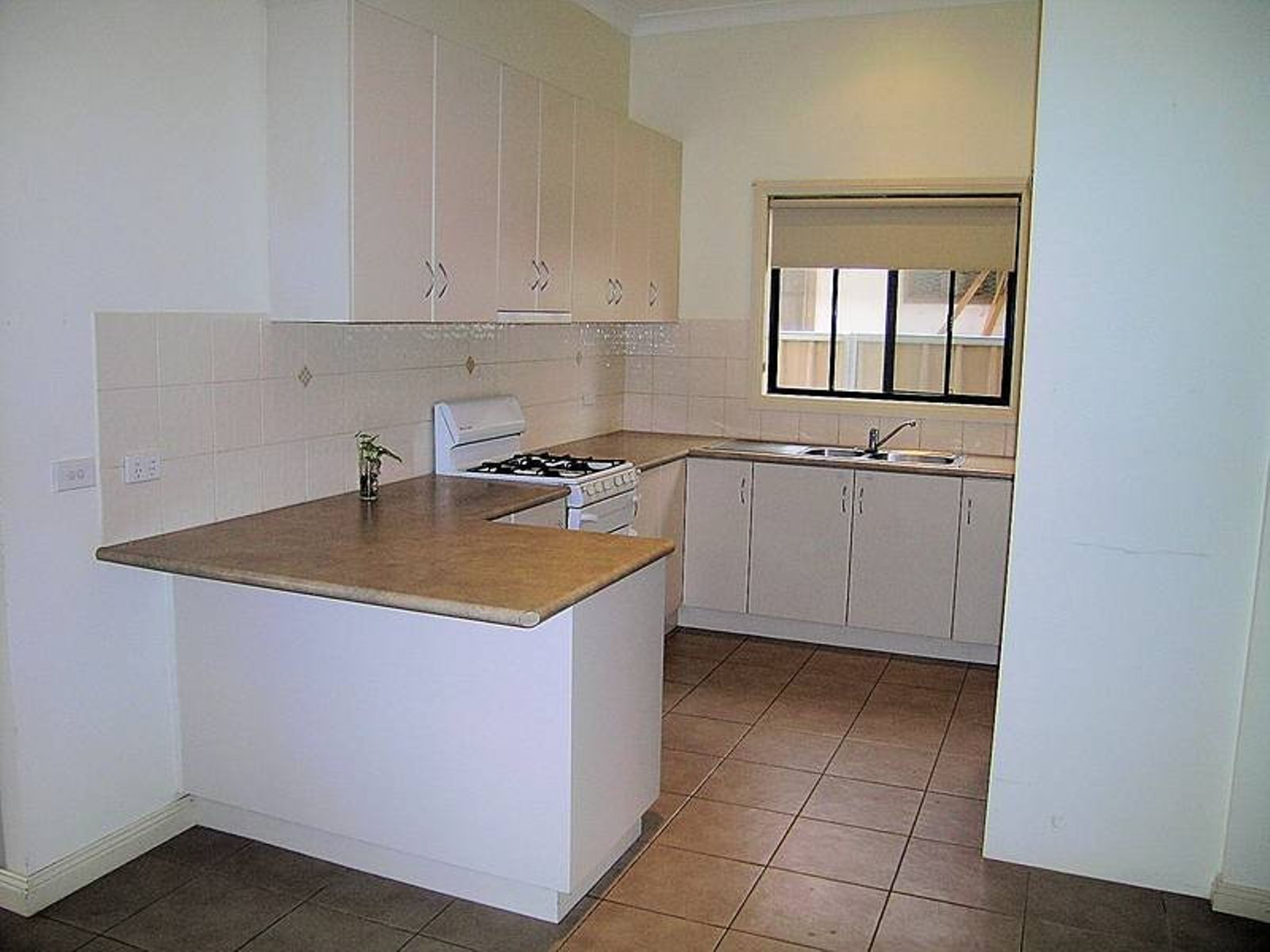 66 Tenth Street, Mildura - Thumbnail 3