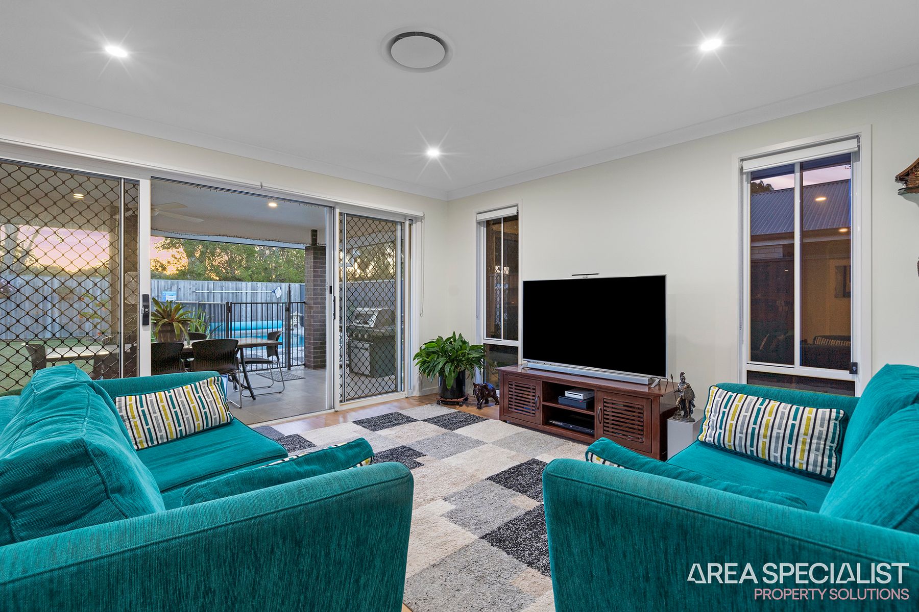 24 Corbould Court, Jacobs Well, QLD 4208, Jacobs Well - Thumbnail 7