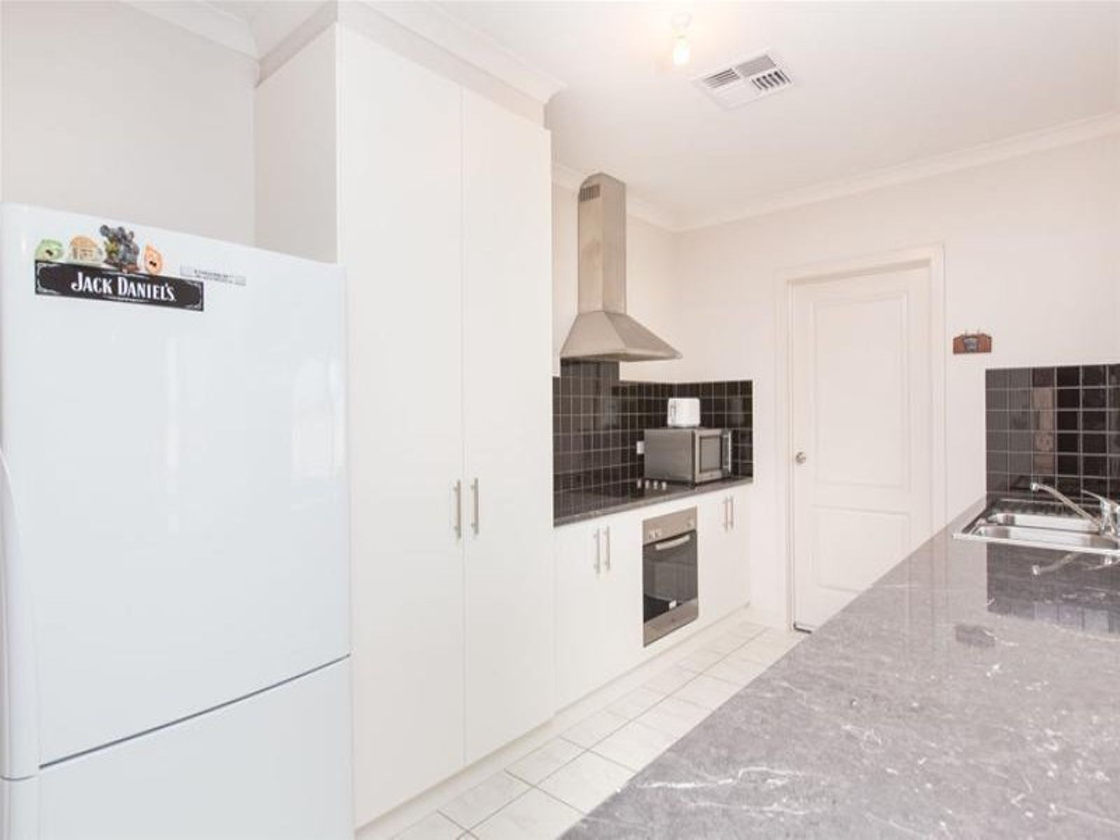 6 Tayla Court, Euston - Thumbnail 4