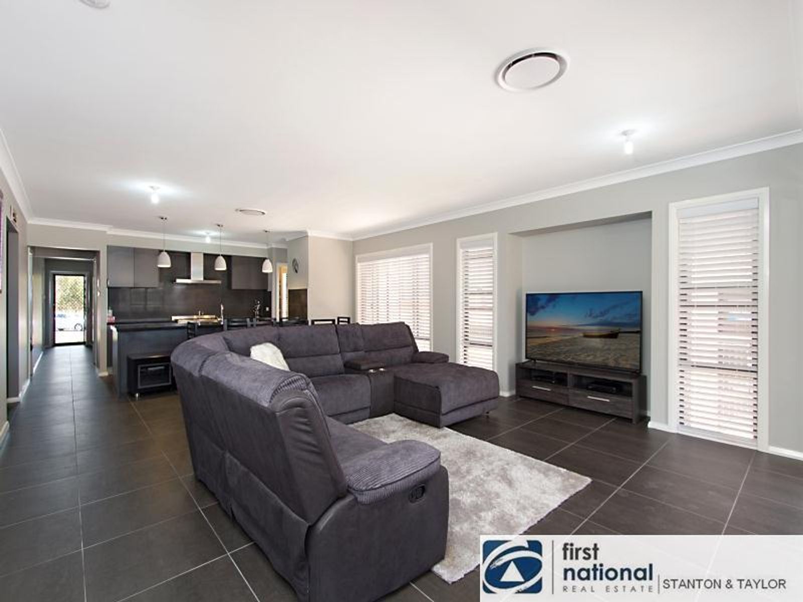 5 Bowen Close, Jordan Springs - Thumbnail 5