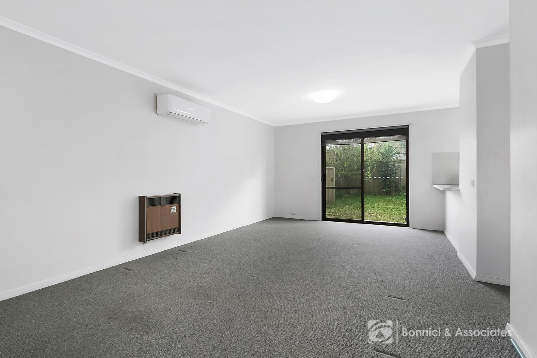 1/117-119 Hawkins Street, Howlong NSW 2643, Howlong - Thumbnail 2