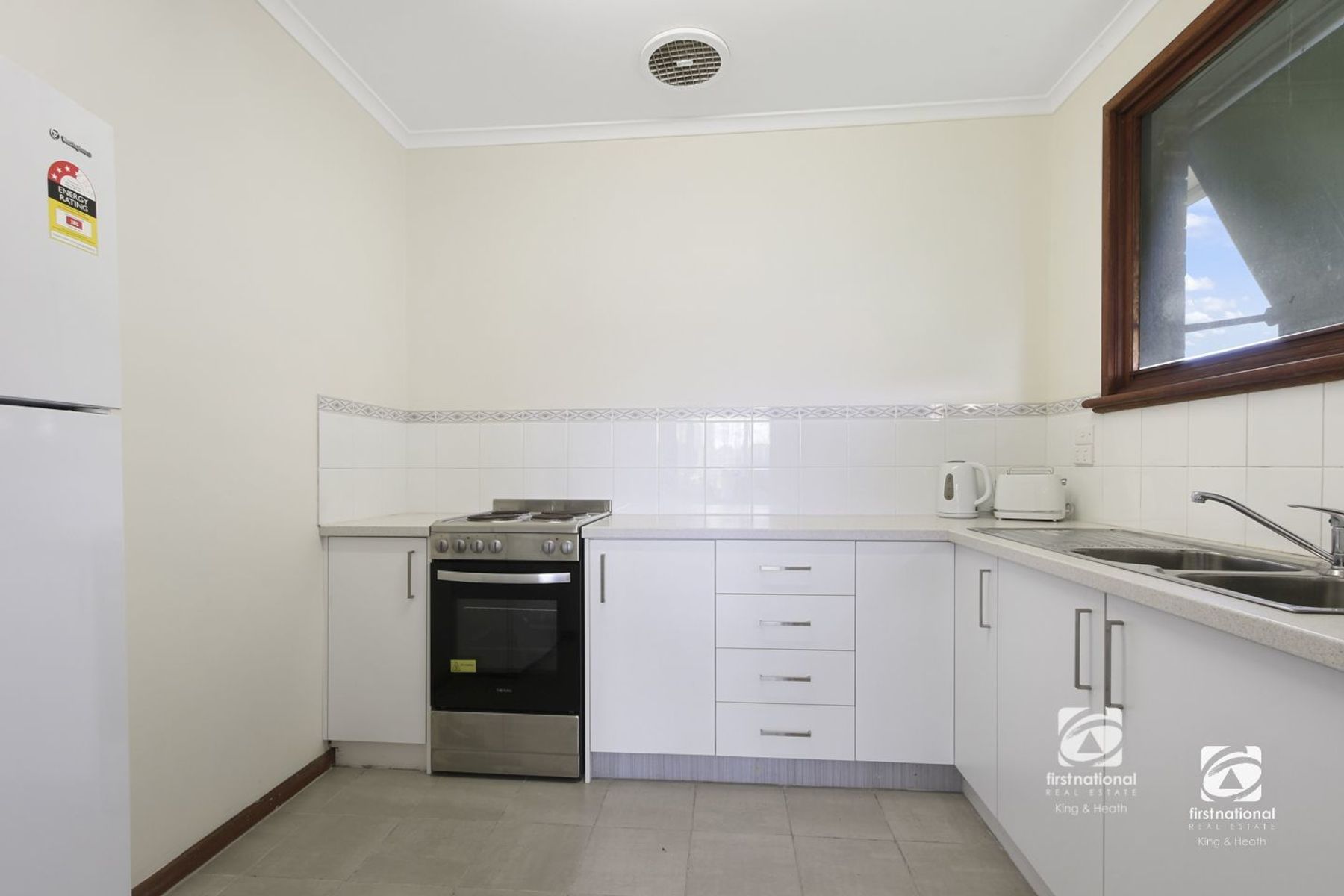 4/28 Rowe Street, Lakes Entrance VIC 3909, Lakes Entrance - Thumbnail 6