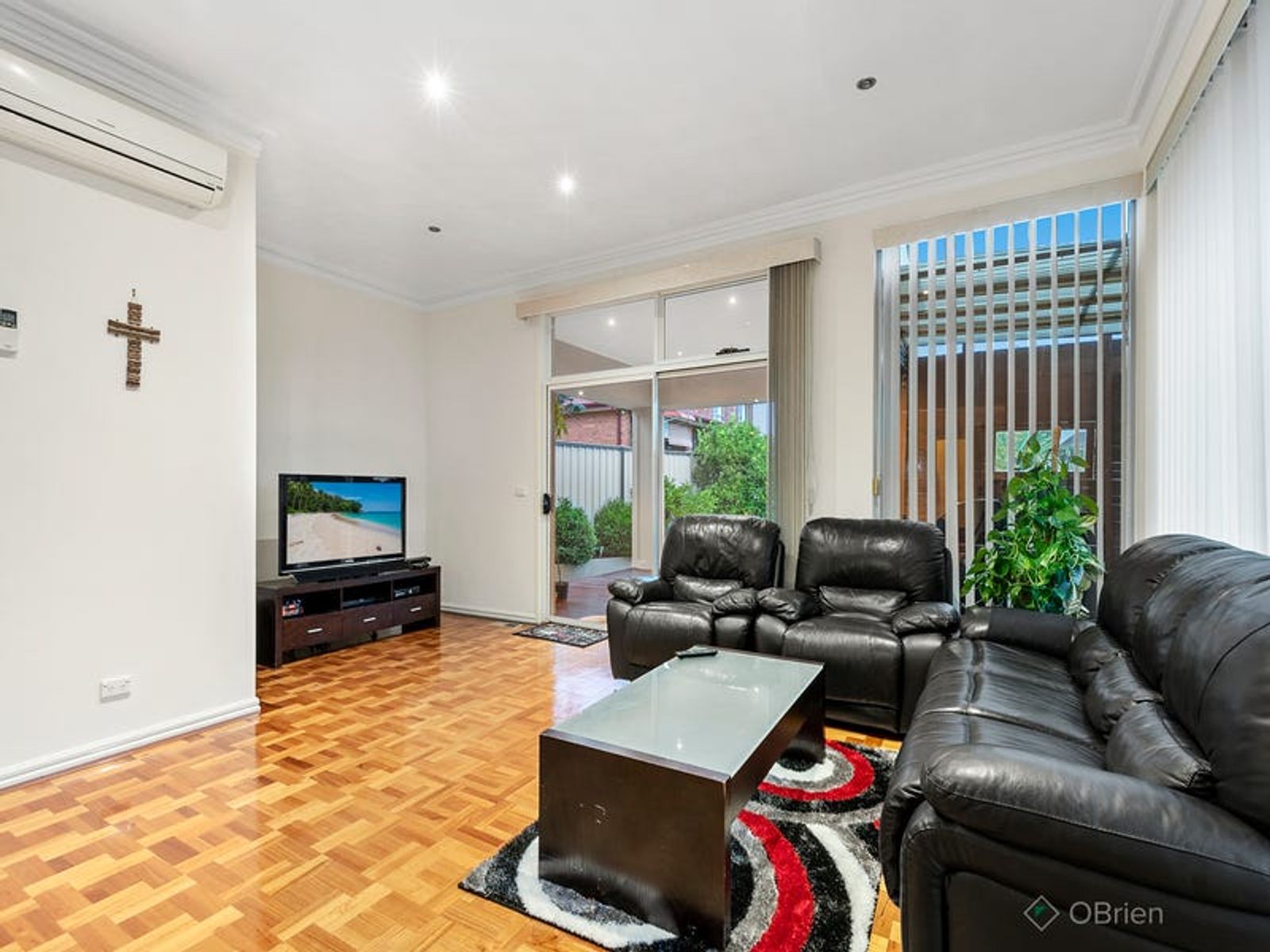 80 Gleneagles Drive, Endeavour Hills, VIC 3802, Endeavour Hills - Thumbnail 3