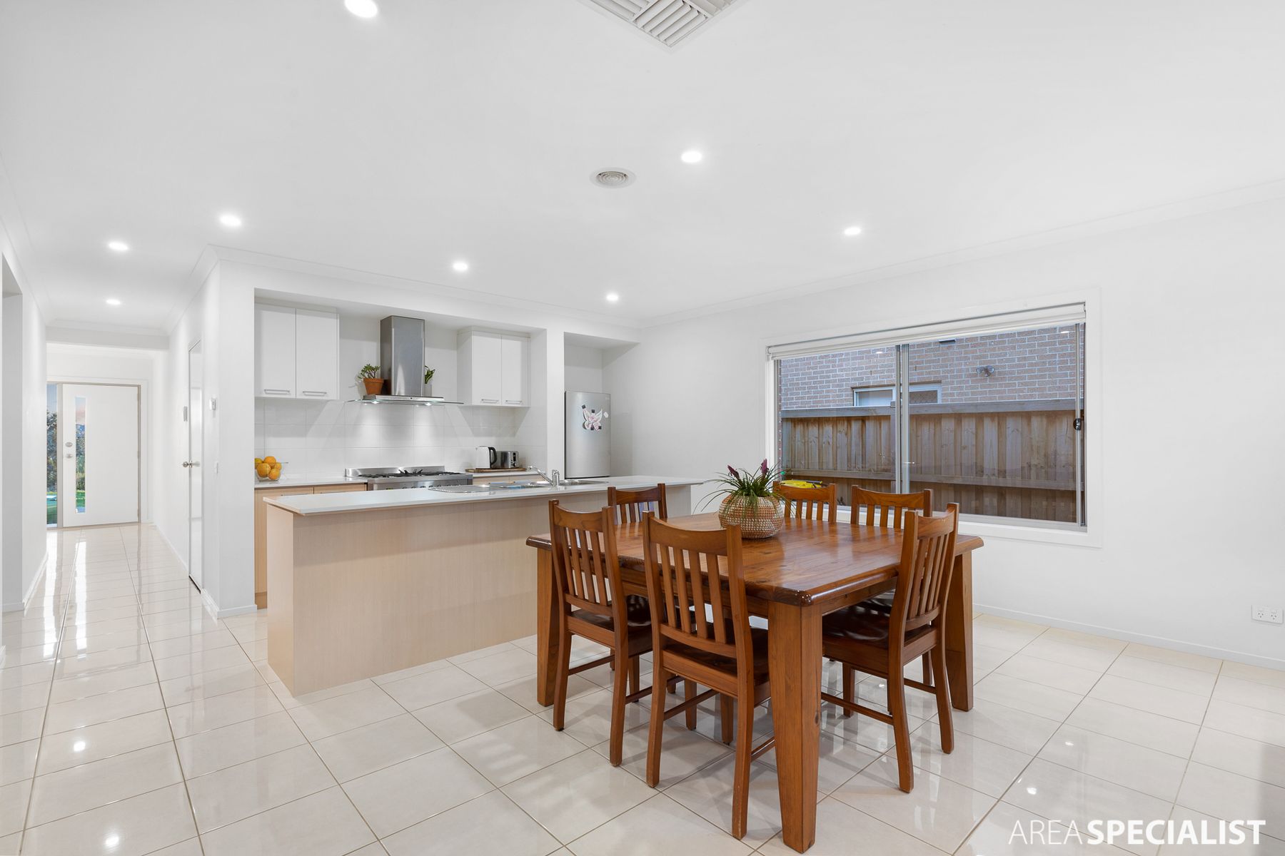 45 Baycrest Drive, Point Cook, VIC 3030, Point Cook - Thumbnail 3
