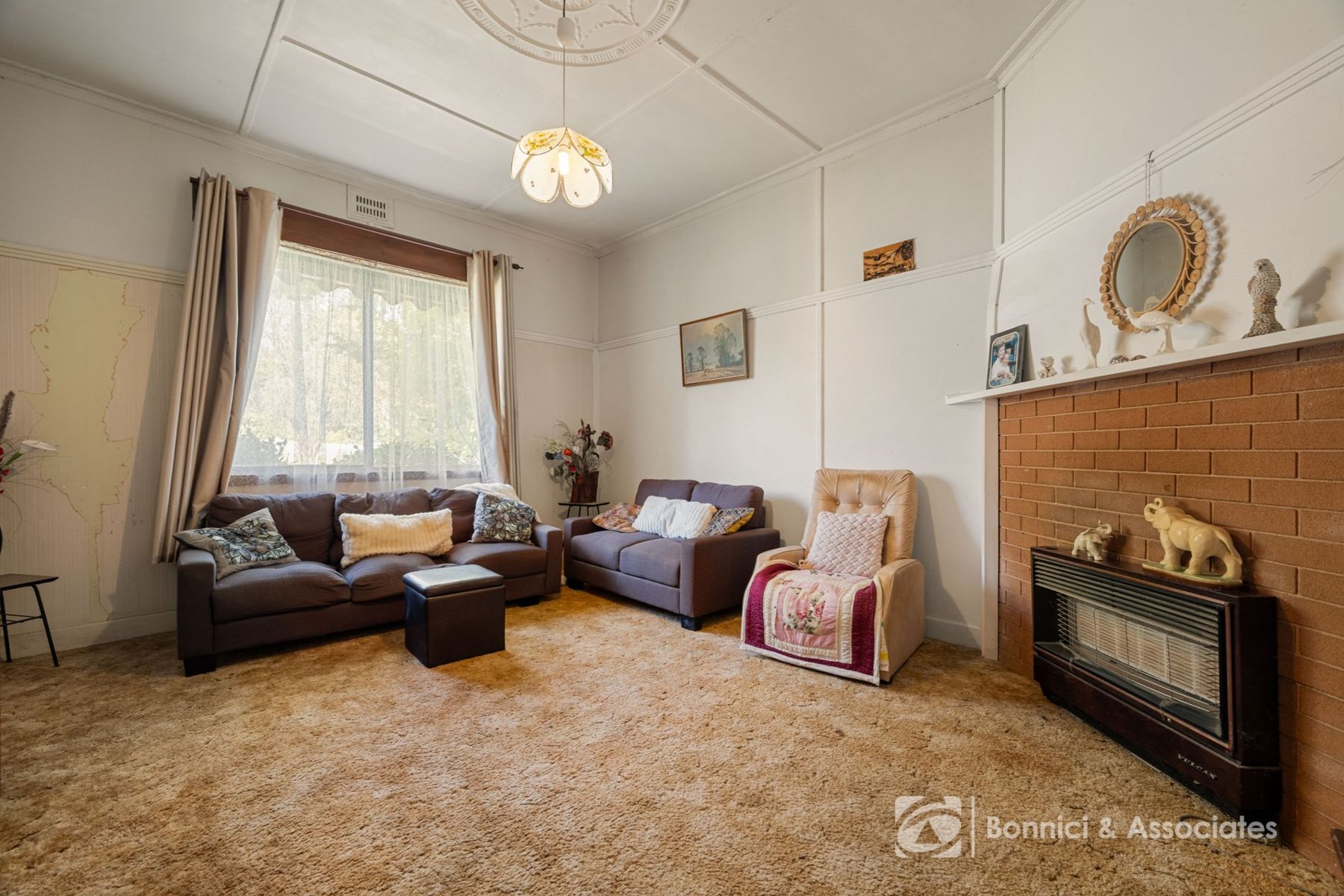 19 Victoria Road, Beechworth VIC 3747, Beechworth - Thumbnail 4