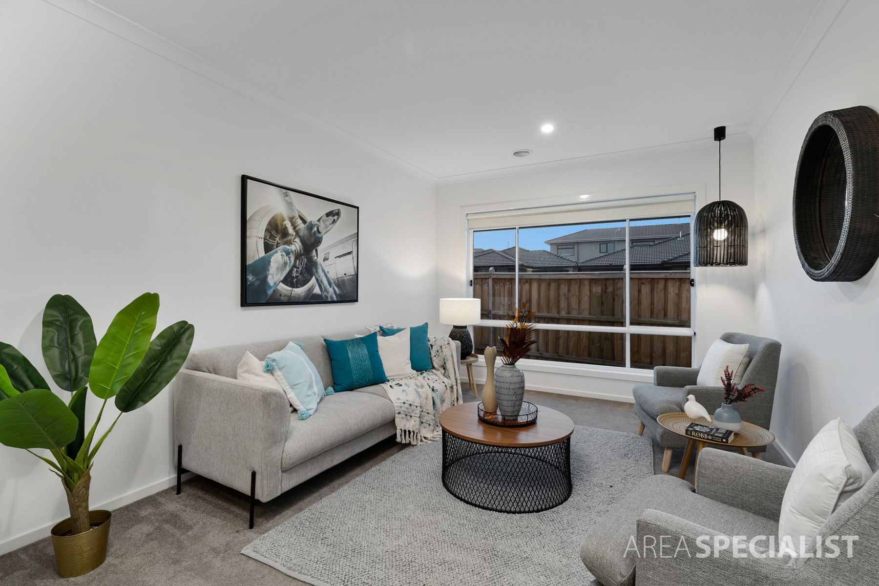 28 Grabke Avenue, Clyde North, VIC 3978, Clyde North - Thumbnail 3