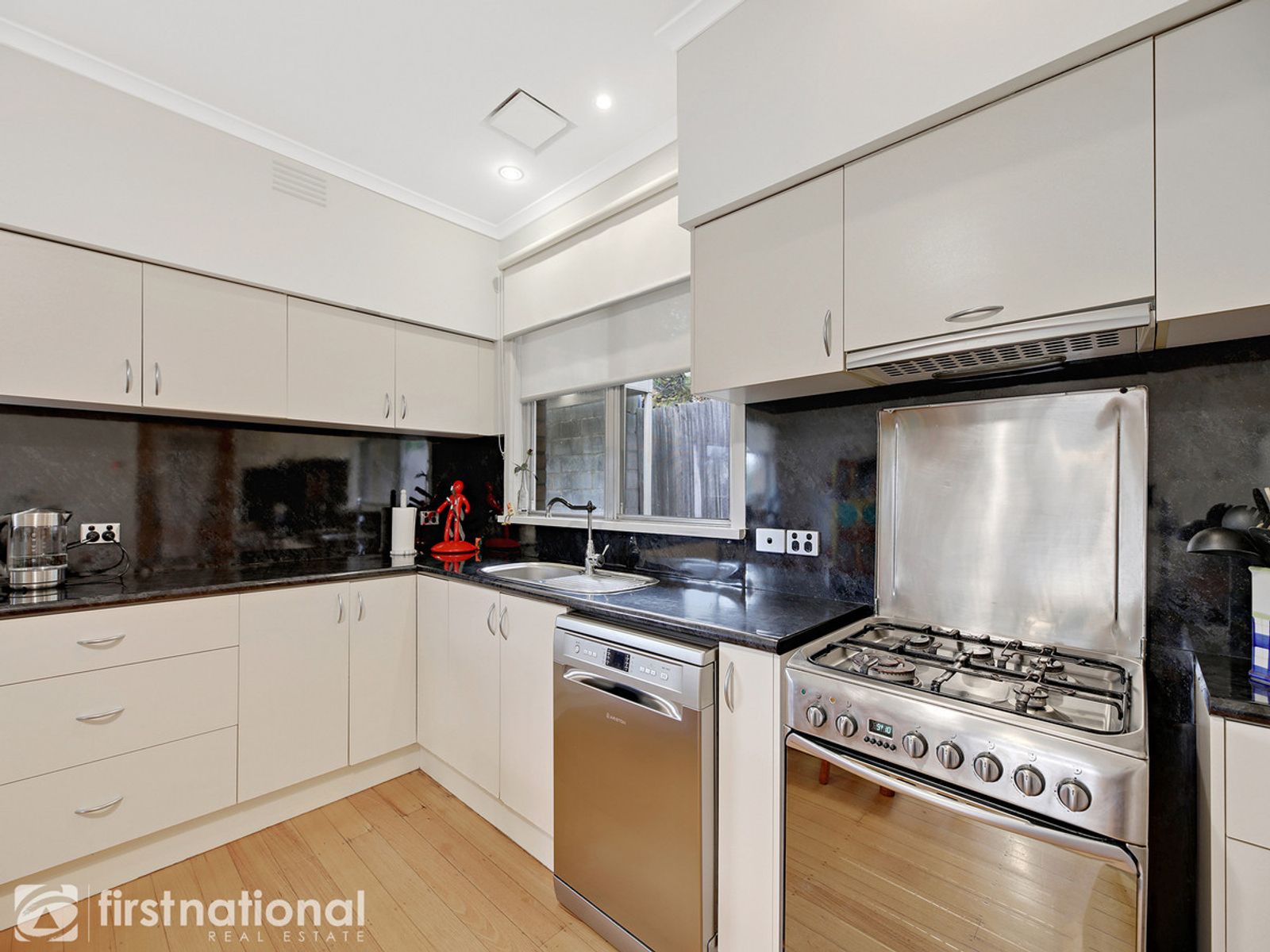 12 Penny Avenue, Warragul, VIC 3820, Warragul - Thumbnail 6