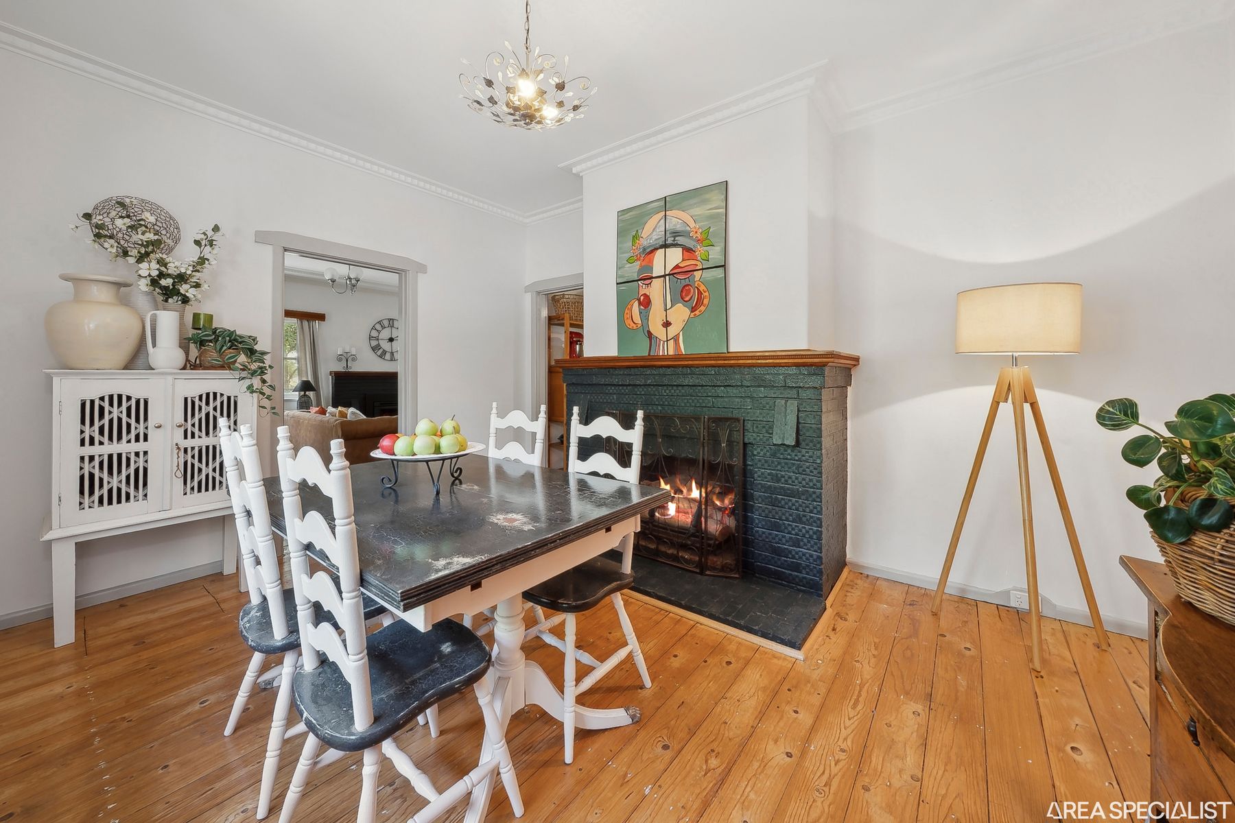 032 Open2view ID943278 375 Sandmount Road