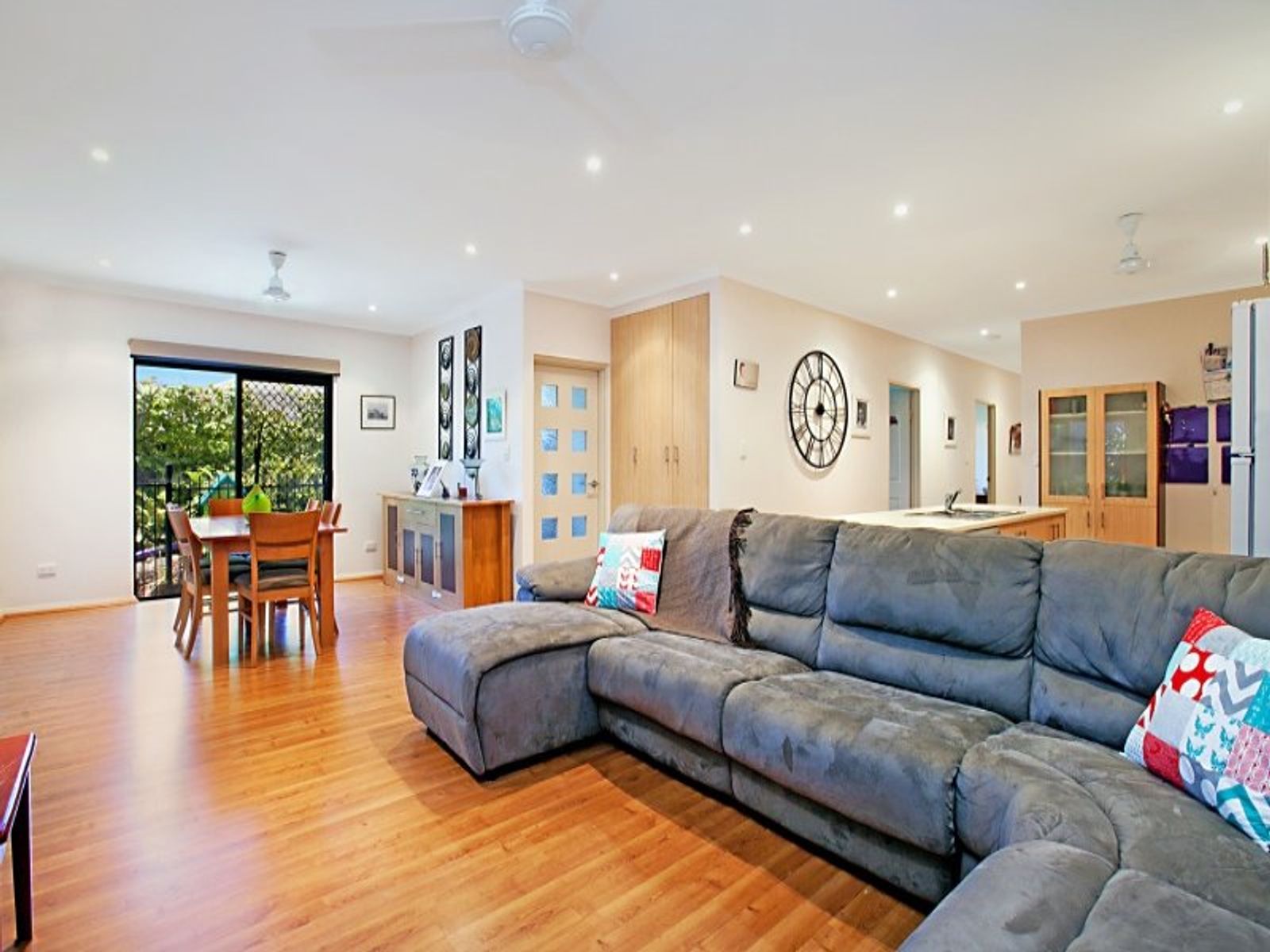 3/2 Zeroni Street, Rosebery NT 0832, Rosebery - Thumbnail 2