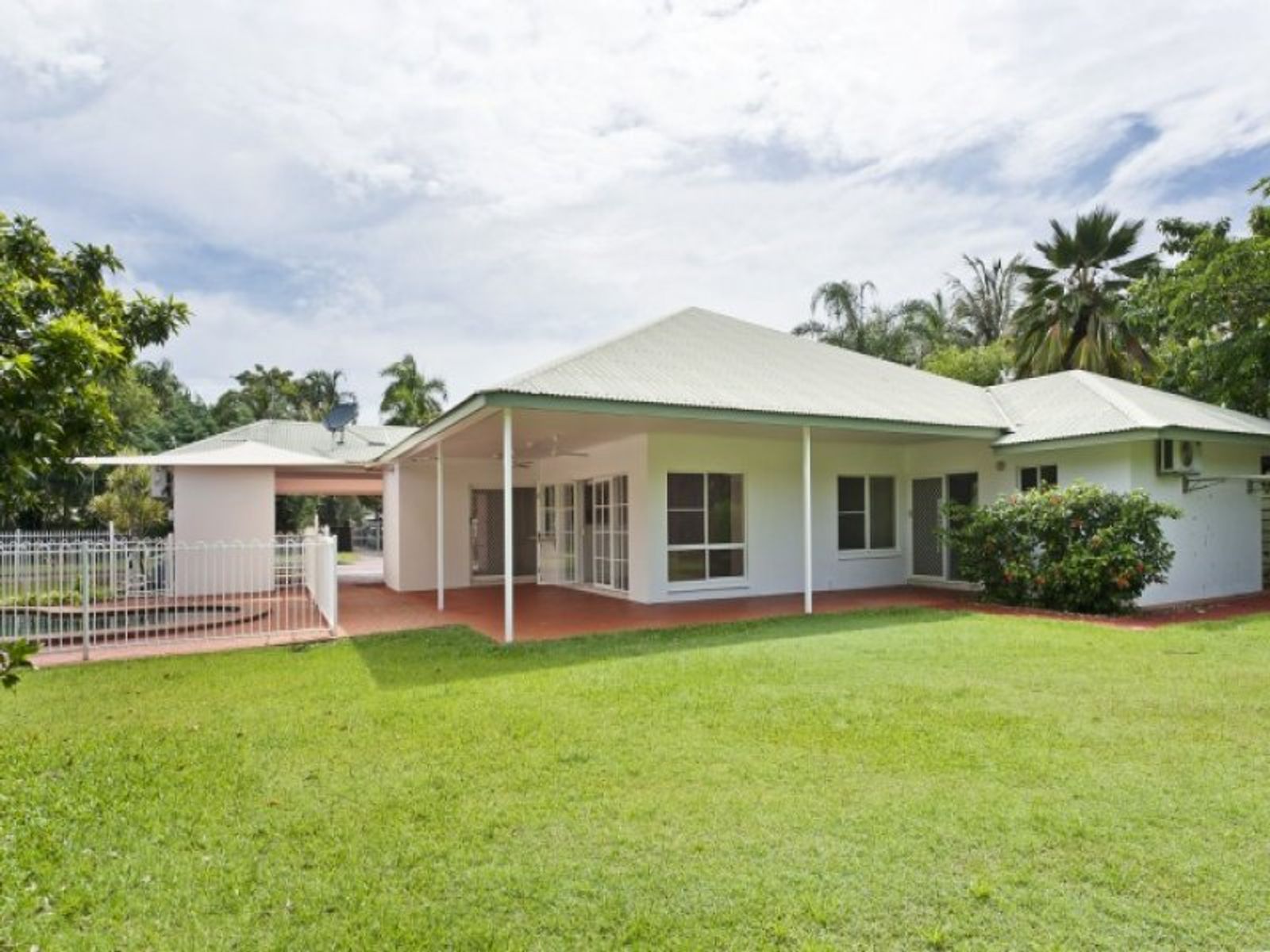 6 Myrtle Street, Nightcliff NT 0810, Nightcliff - Thumbnail 8