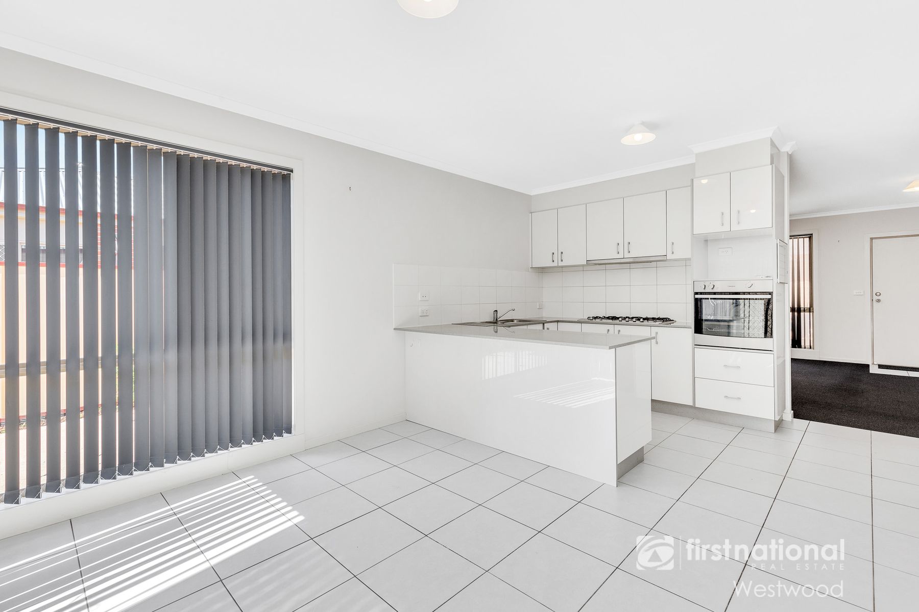 3/33 Edgar Street, Werribee VIC 3030, Werribee - Thumbnail 2