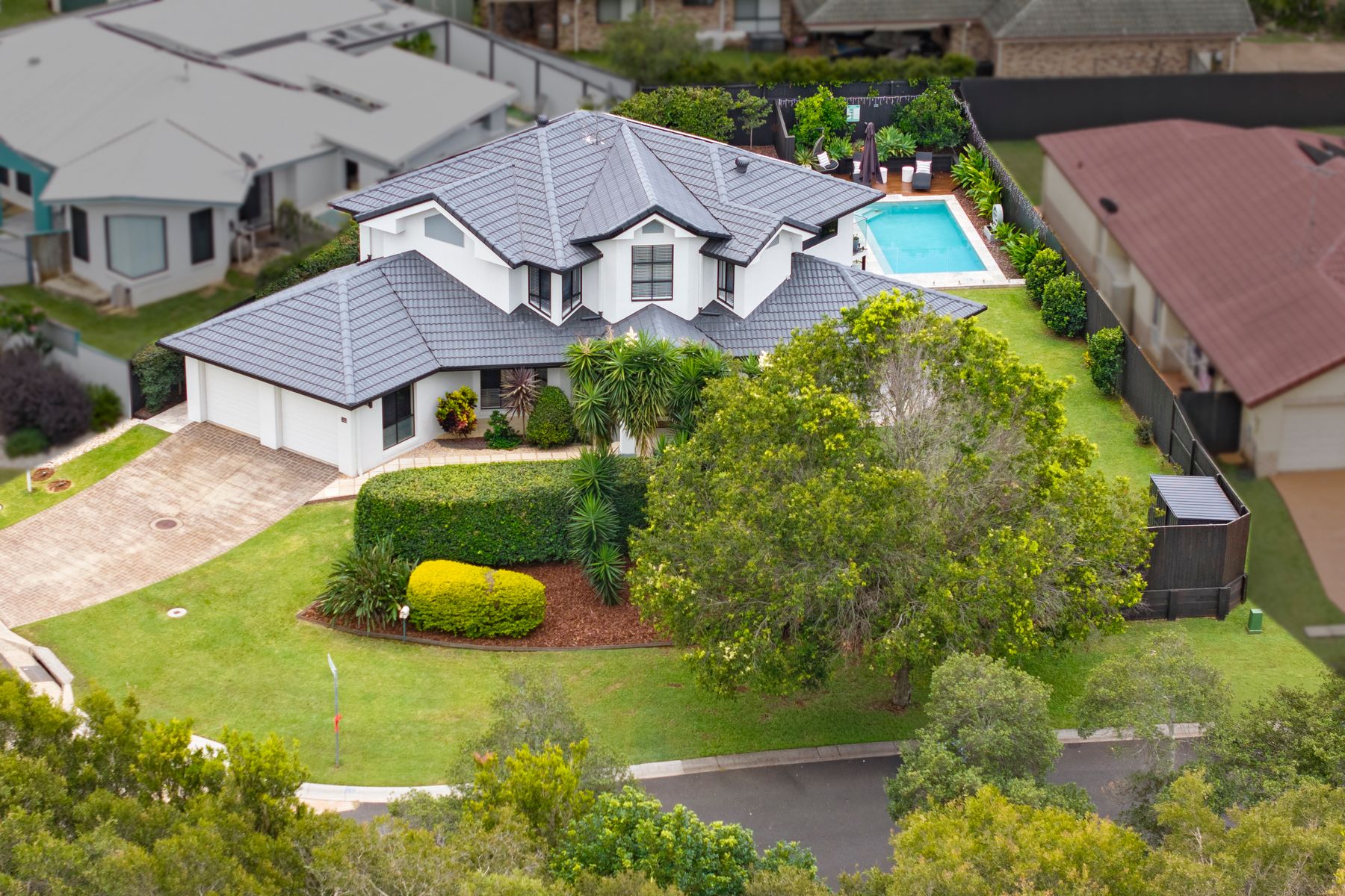 4 Habitat Drive, Redland Bay QLD 4165