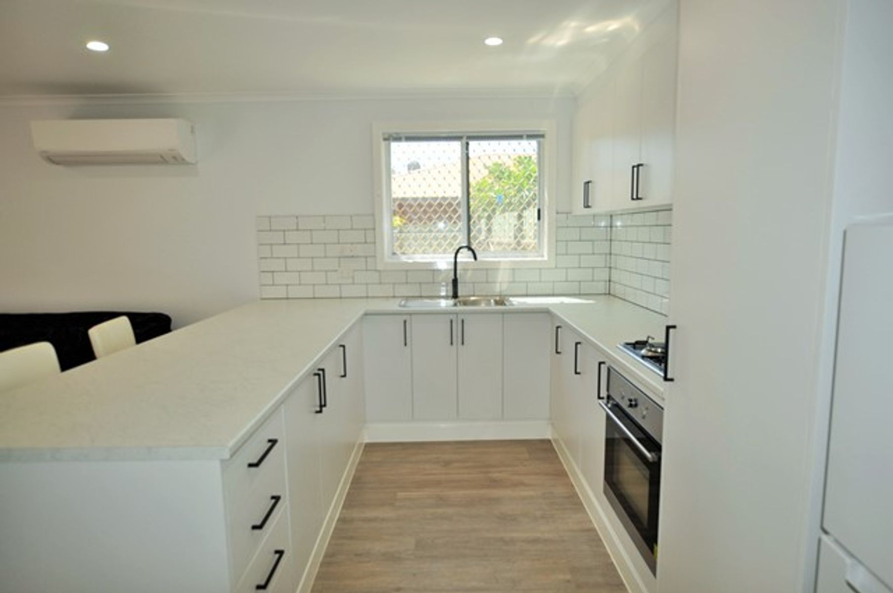 5D Yarrunga Crescent, South Hedland WA 6722, South Hedland - Thumbnail 2