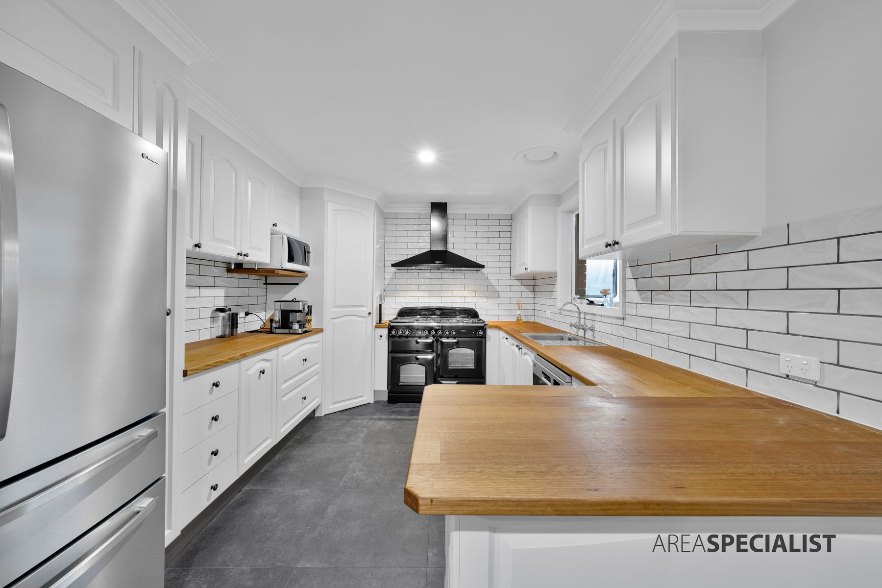 8 McMillan Court, Cranbourne North, VIC 3977, Cranbourne North - Thumbnail 4