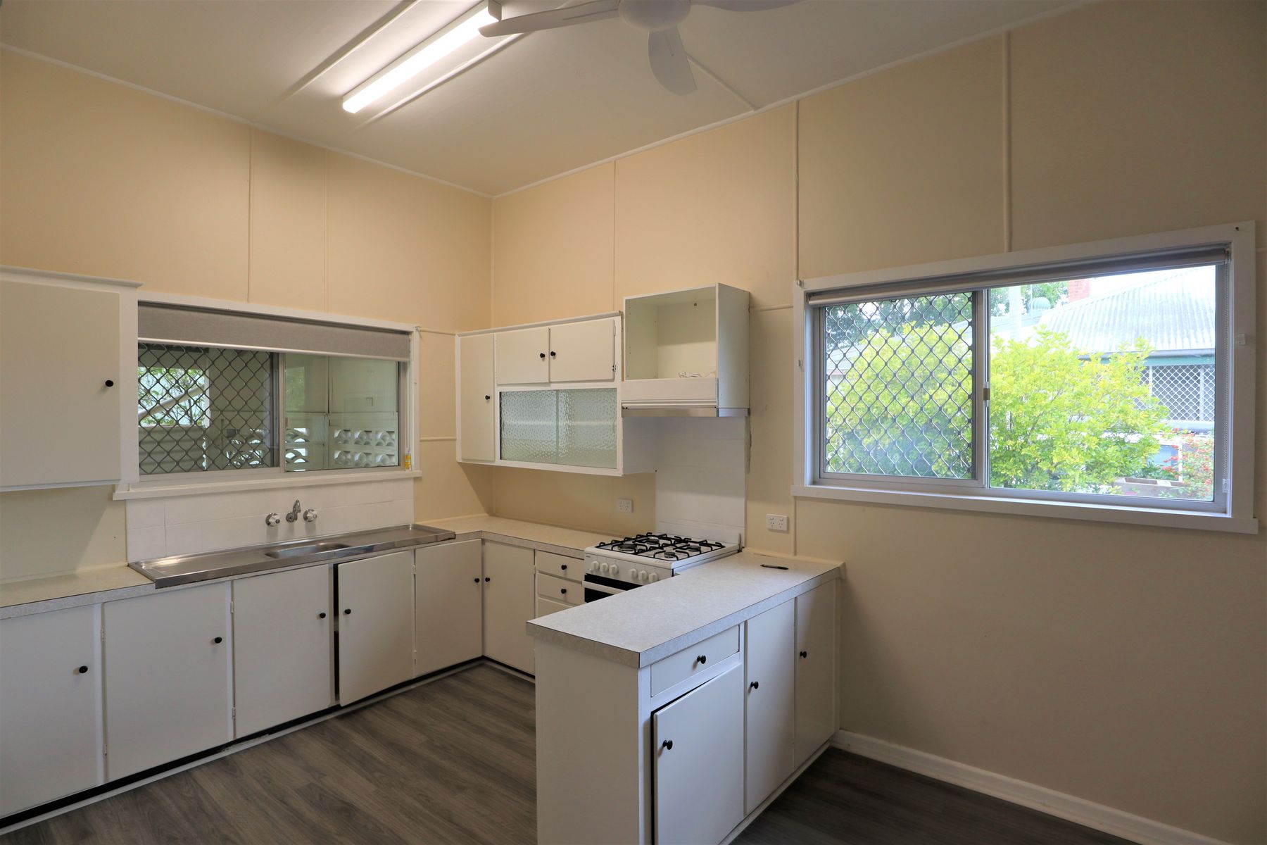 32 McKenzie Street, Lismore NSW 2480, Lismore - Thumbnail 2