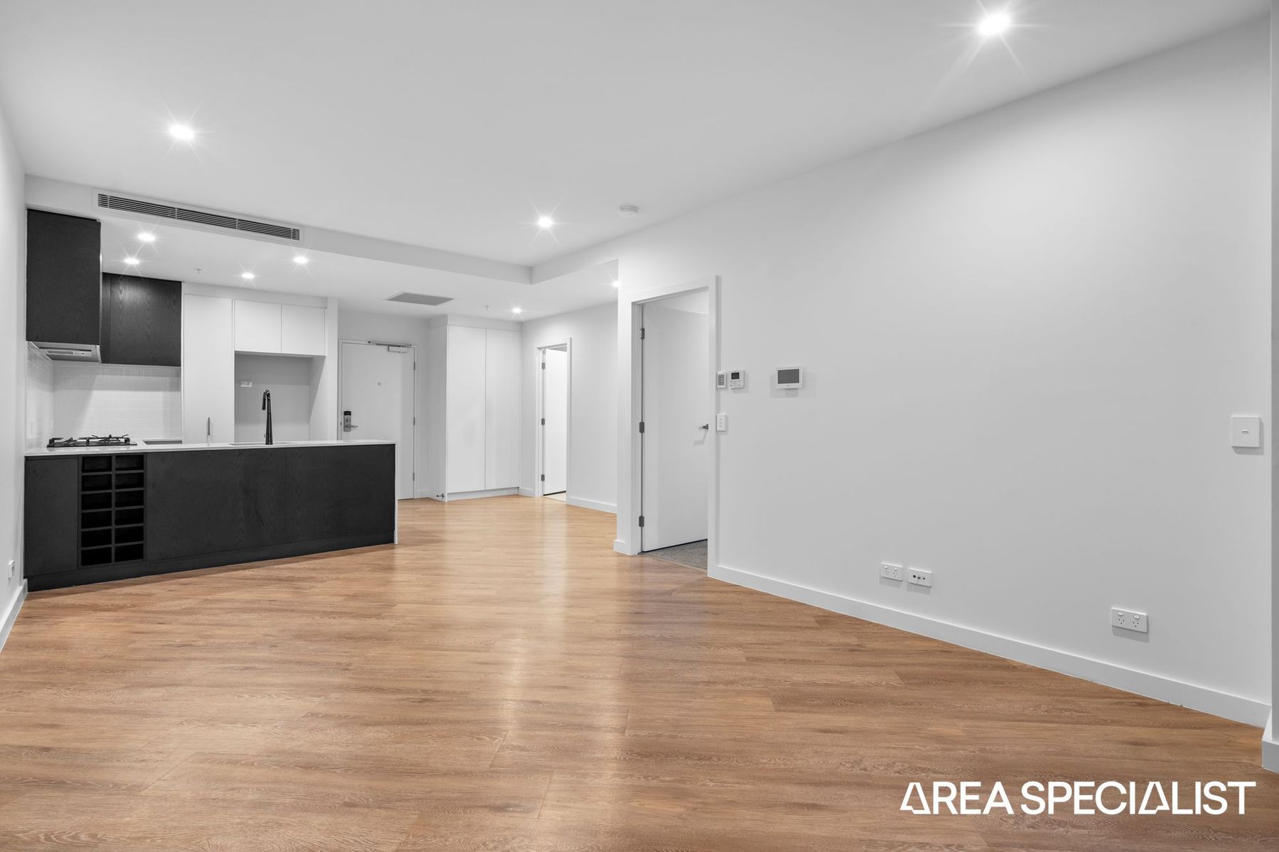 506/59 Meron Street, Southport, Southport - Thumbnail 2