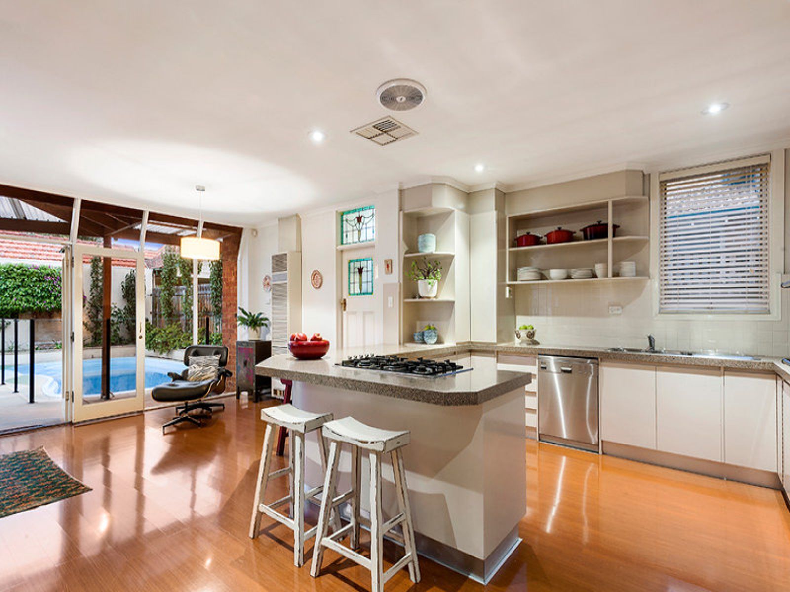 3 Brewster Street, Essendon - Thumbnail 3