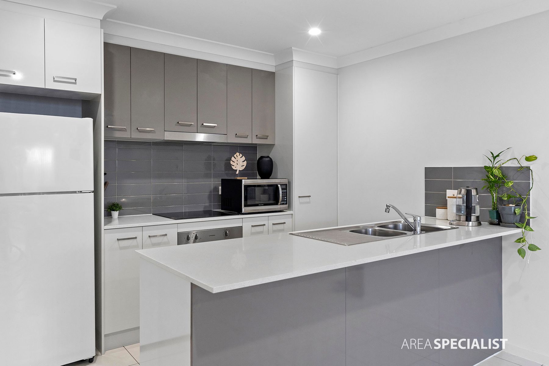 5 Pindar Avenue, Ormeau, QLD 4208, Ormeau - Thumbnail 3