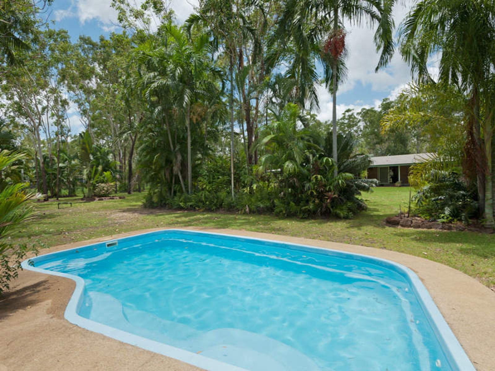 215 Woodcote Crescent, Girraween NT 0836, Girraween - Thumbnail 2
