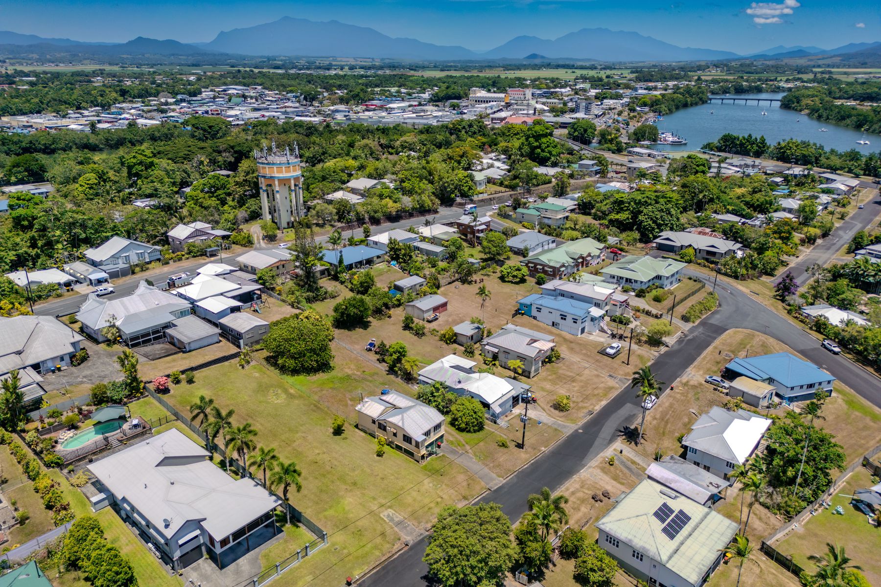 36 Annie Street, East Innisfail QLD 4860, East Innisfail - Thumbnail 3