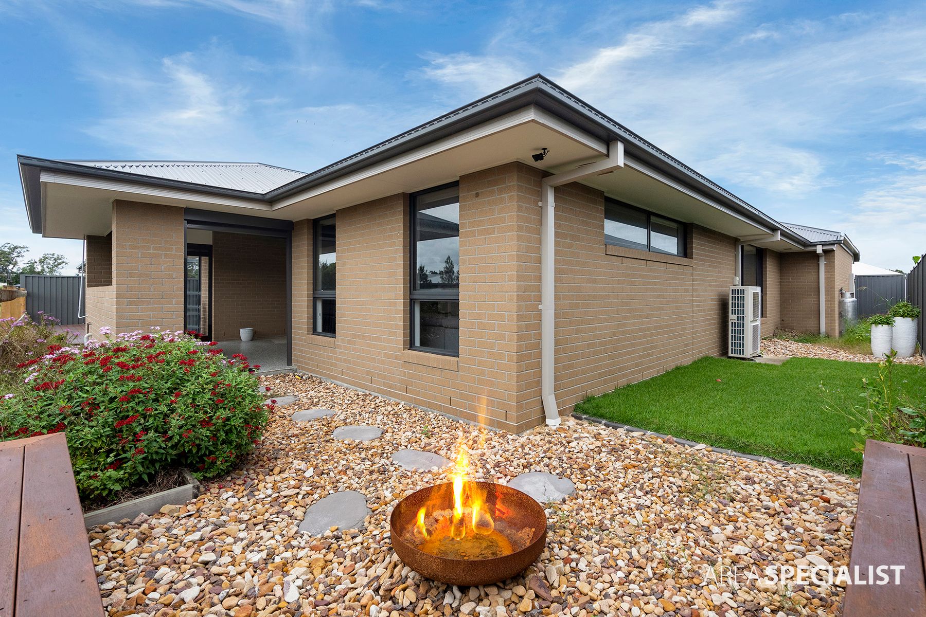 21 Iluka Way, Jacobs Well, QLD 4208, Jacobs Well - Thumbnail 2