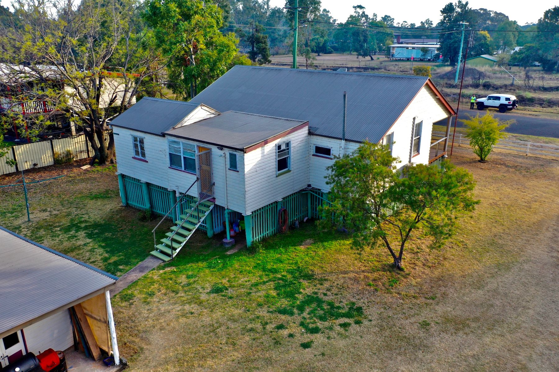 12 McNulty Street, Miles QLD 4415, Miles - Thumbnail 2