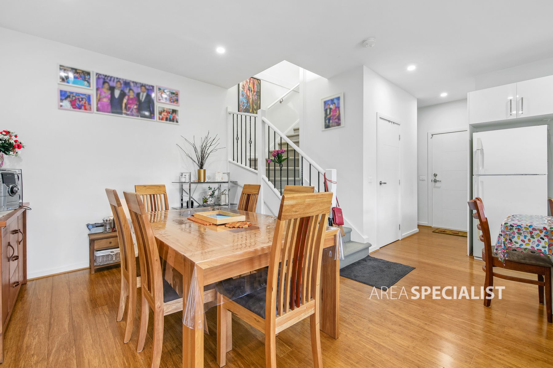 403 Forbidden, Springvale South - Thumbnail 4