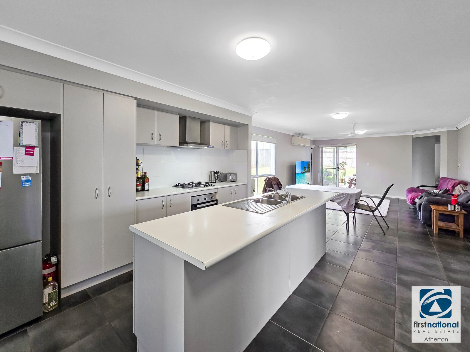 4 Robertson Close, Atherton QLD 4883, Atherton - Thumbnail 2