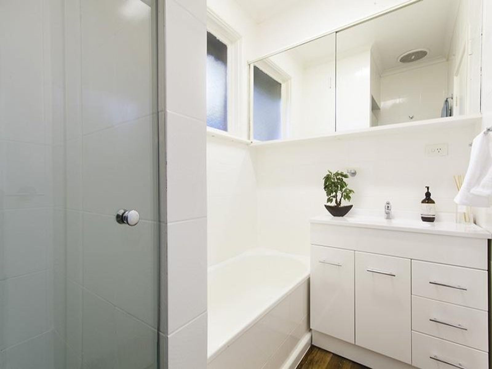 9 Hardiman Street, Kensington, VIC 3031, Kensington - Thumbnail 7