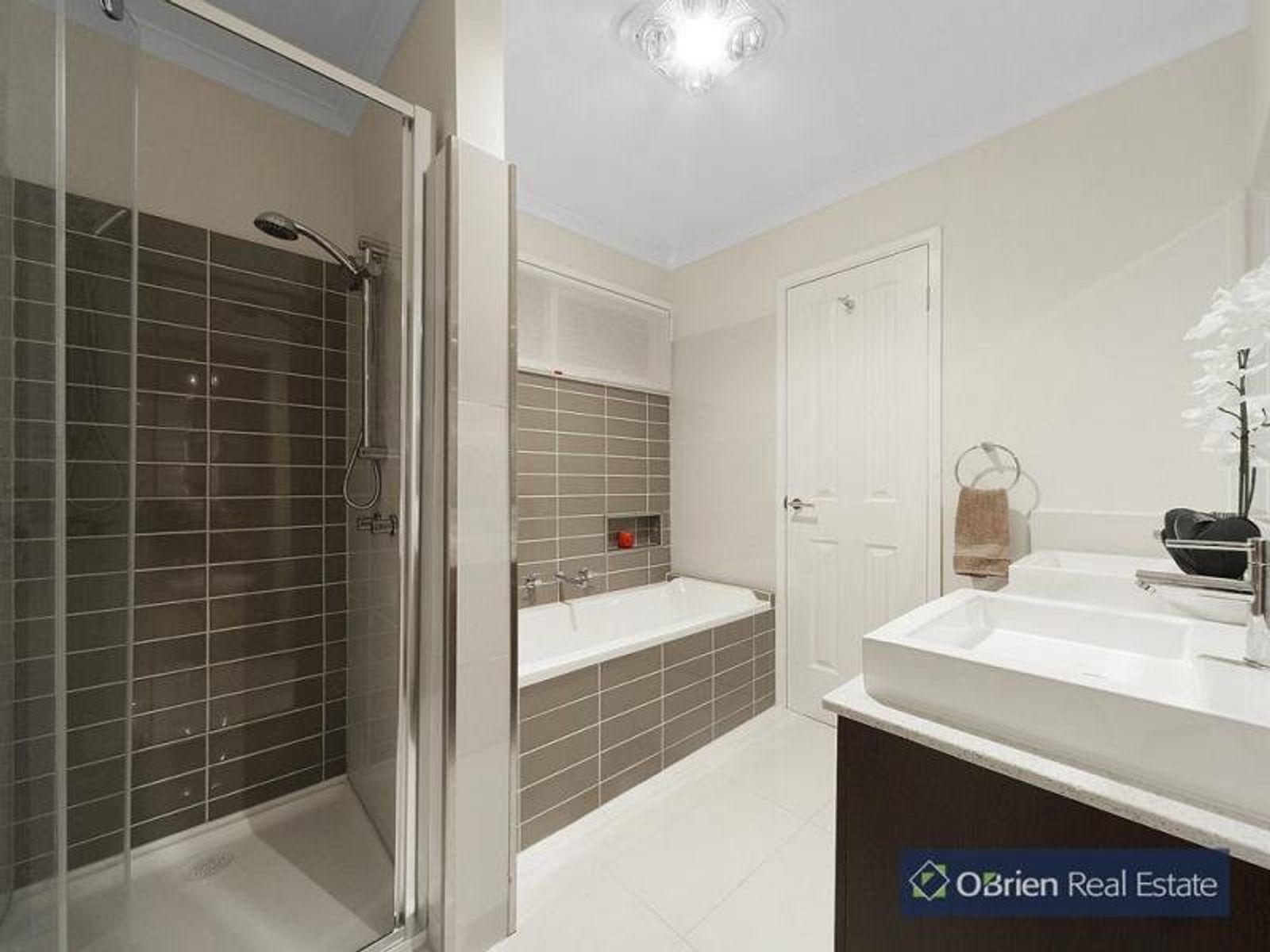 3 Nicholson Close, Endeavour Hills, VIC 3802, Endeavour Hills - Thumbnail 7