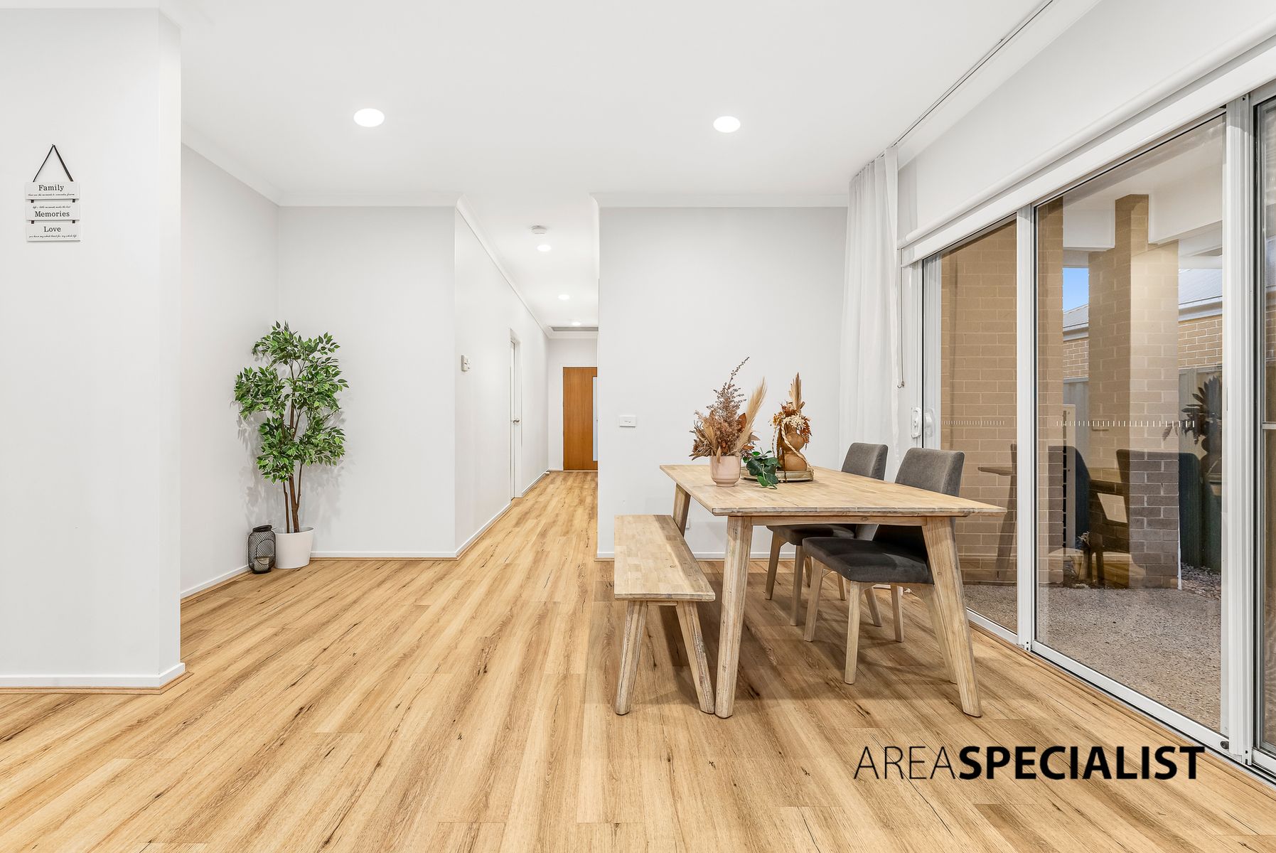 10 Dusseldorp Avenue, Pakenham, Pakenham - Thumbnail 7