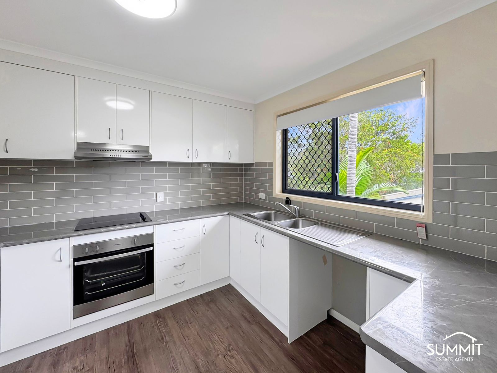 108 Sun Valley Road, Kin Kora Qld 4680 - Thumbnail 6
