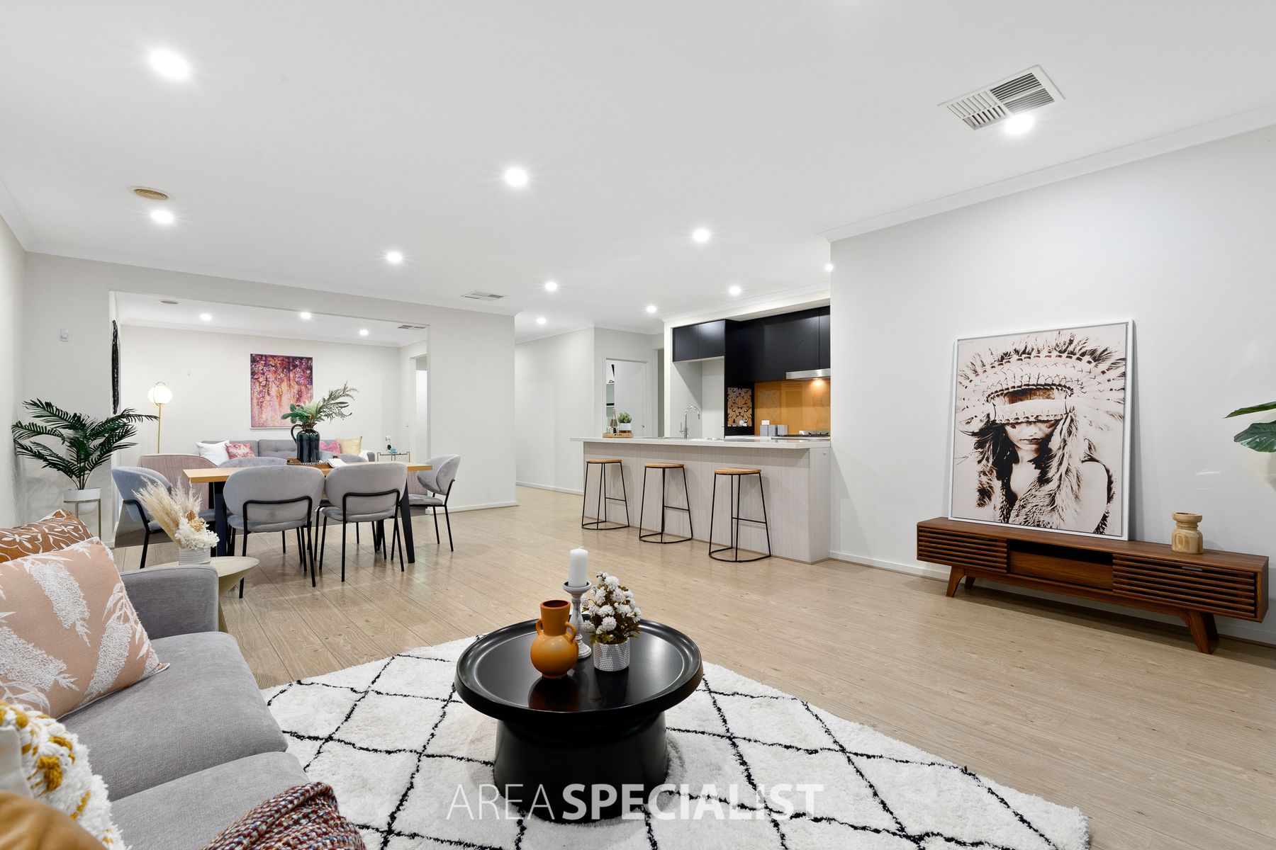 13 Quist Parade, Cranbourne West, VIC 3977, Cranbourne West - Thumbnail 6