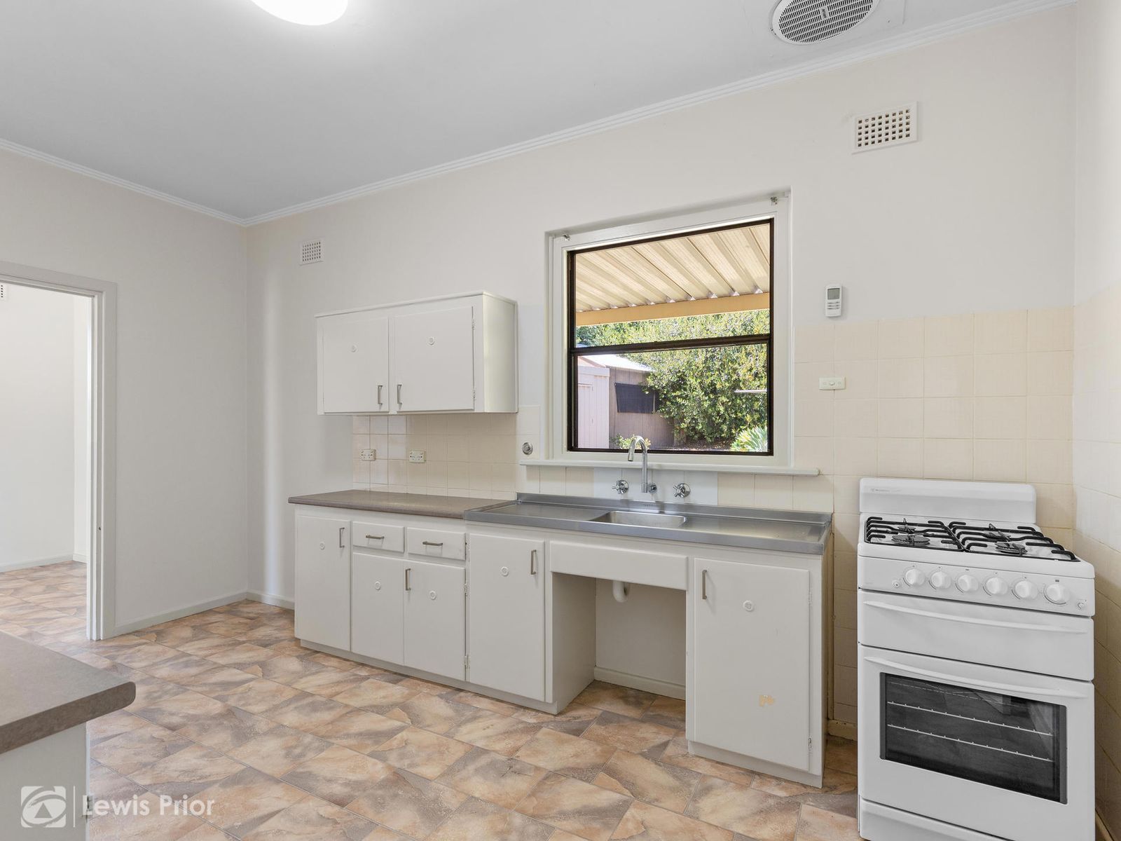 28 Cadell Street, Seaview Downs SA 5049, Seaview Downs - Thumbnail 5