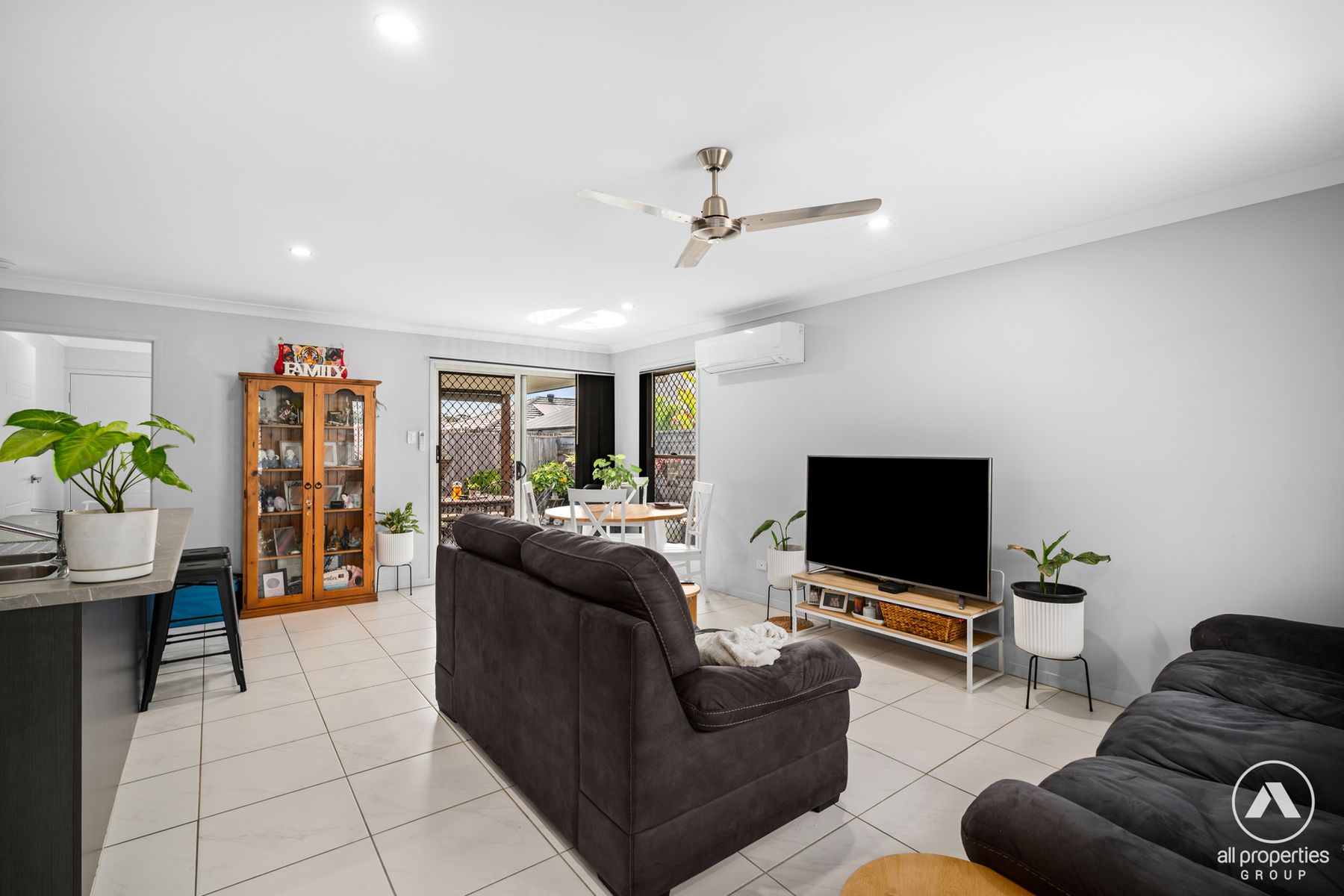 4 Ironbark Avenue, Park Ridge QLD 4125, Park Ridge - Thumbnail 2